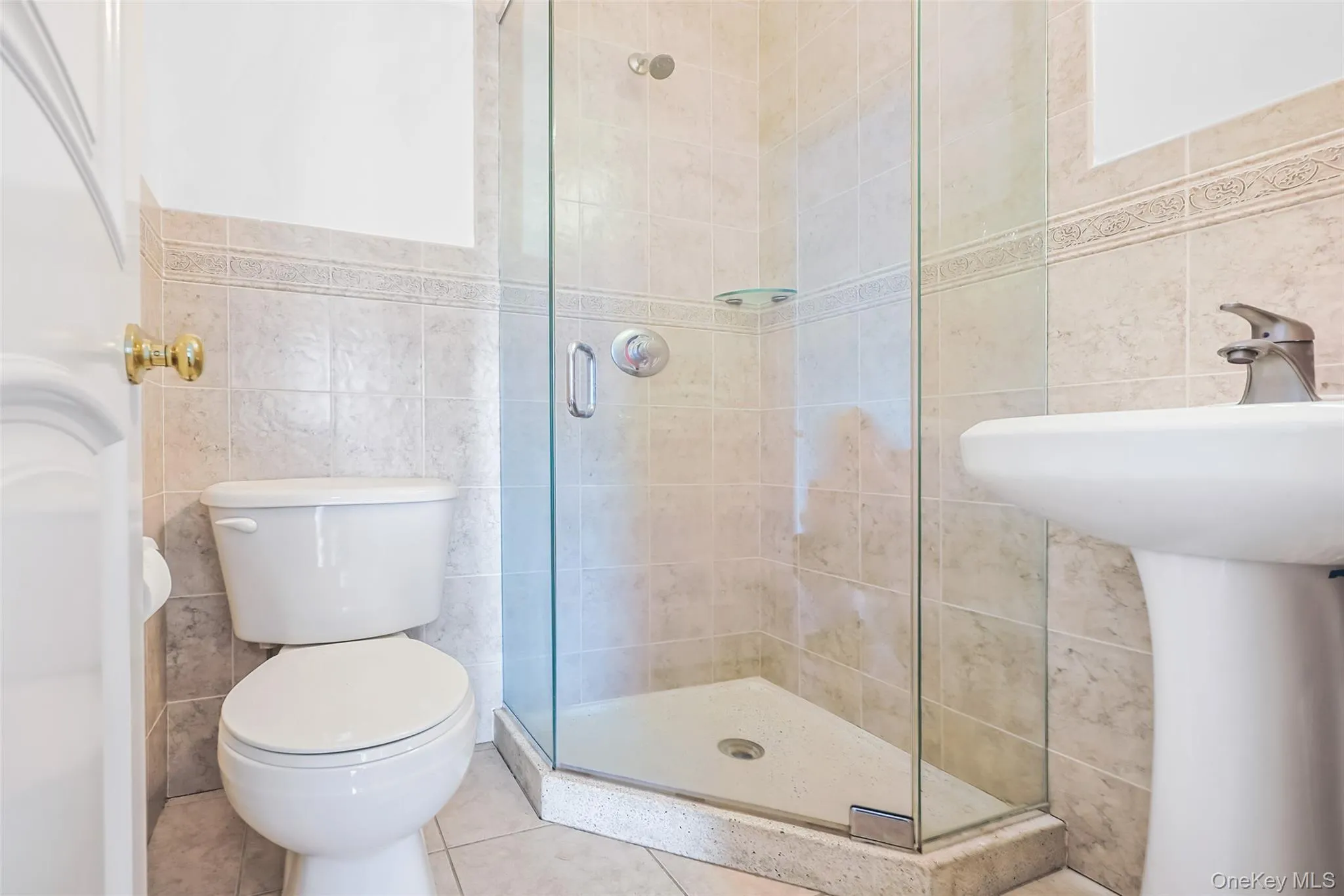 8807 Bay 16th Street, New York, NY, 3 Bedrooms Bedrooms, 4 Rooms Rooms,2 BathroomsBathrooms,Residential,For Rent,Bay 16th,0,1023176 8807 Bay 16th Street, New York, NY, 3 Bedrooms Bedrooms, 4 Rooms Rooms,2 BathroomsBathrooms,Residential,For Rent,Bay 16th,0,1023176