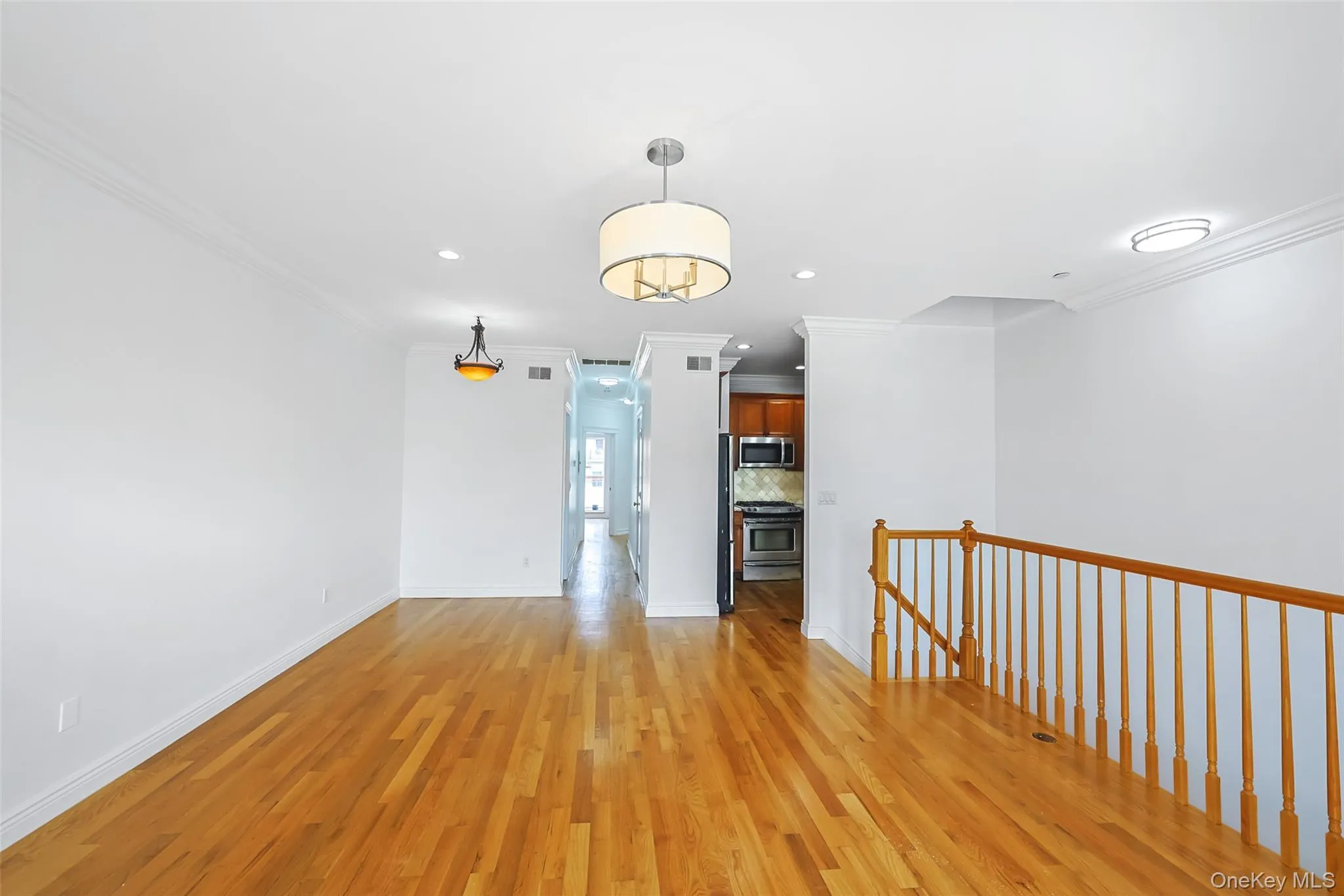 8807 Bay 16th Street, New York, NY, 3 Bedrooms Bedrooms, 4 Rooms Rooms,2 BathroomsBathrooms,Residential,For Rent,Bay 16th,0,1023176 8807 Bay 16th Street, New York, NY, 3 Bedrooms Bedrooms, 4 Rooms Rooms,2 BathroomsBathrooms,Residential,For Rent,Bay 16th,0,1023176