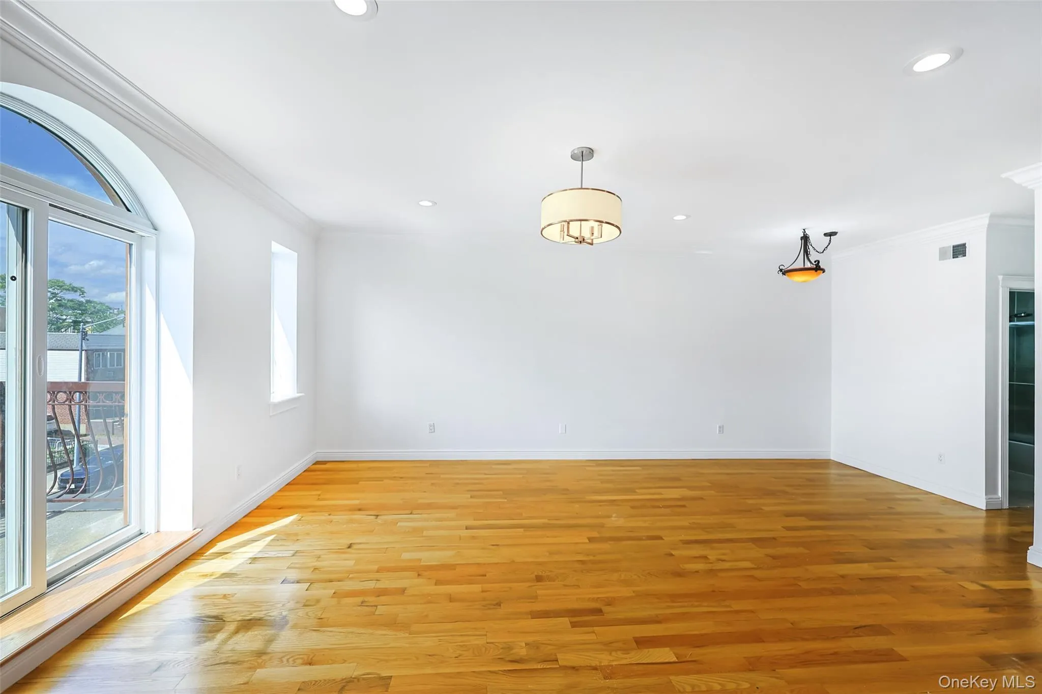 8807 Bay 16th Street, New York, NY, 3 Bedrooms Bedrooms, 4 Rooms Rooms,2 BathroomsBathrooms,Residential,For Rent,Bay 16th,0,1023176 8807 Bay 16th Street, New York, NY, 3 Bedrooms Bedrooms, 4 Rooms Rooms,2 BathroomsBathrooms,Residential,For Rent,Bay 16th,0,1023176