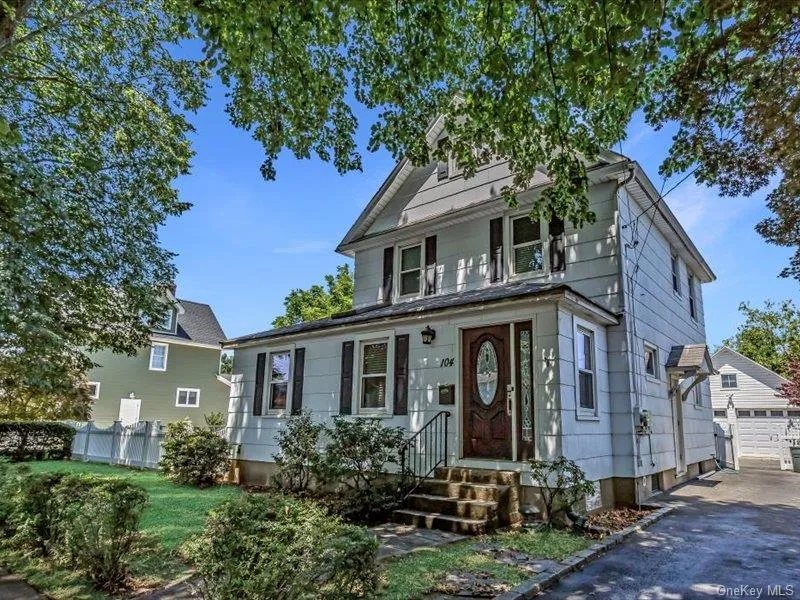 View of front of property with an outbuilding View of front of property with an outbuilding