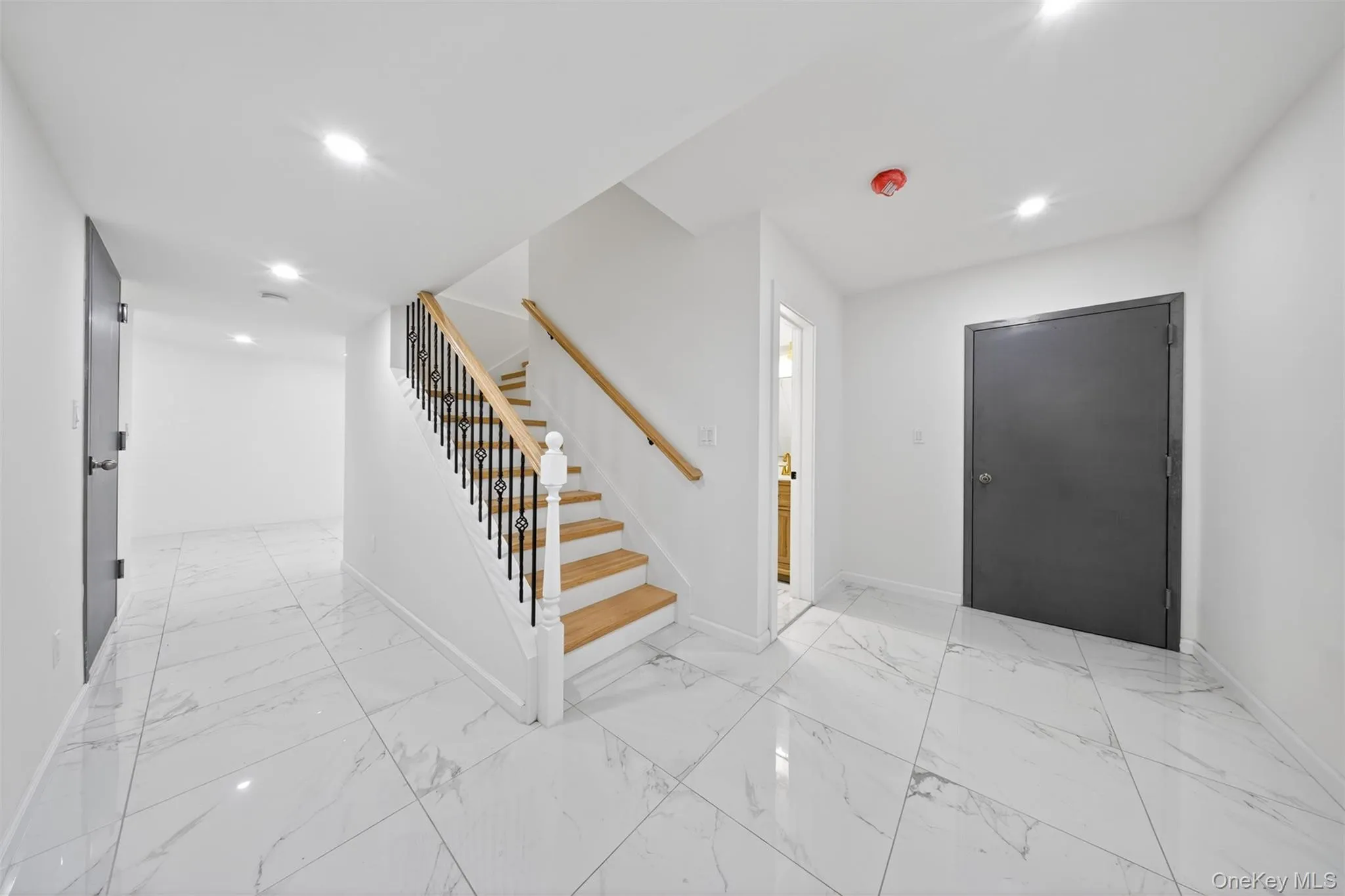8366 Charlecote Ridge, New York, NY, 3 Bedrooms Bedrooms, 7 Rooms Rooms,4 BathroomsBathrooms,Residential,For Rent,Charlecote,0,1023182 8366 Charlecote Ridge, New York, NY, 3 Bedrooms Bedrooms, 7 Rooms Rooms,4 BathroomsBathrooms,Residential,For Rent,Charlecote,0,1023182