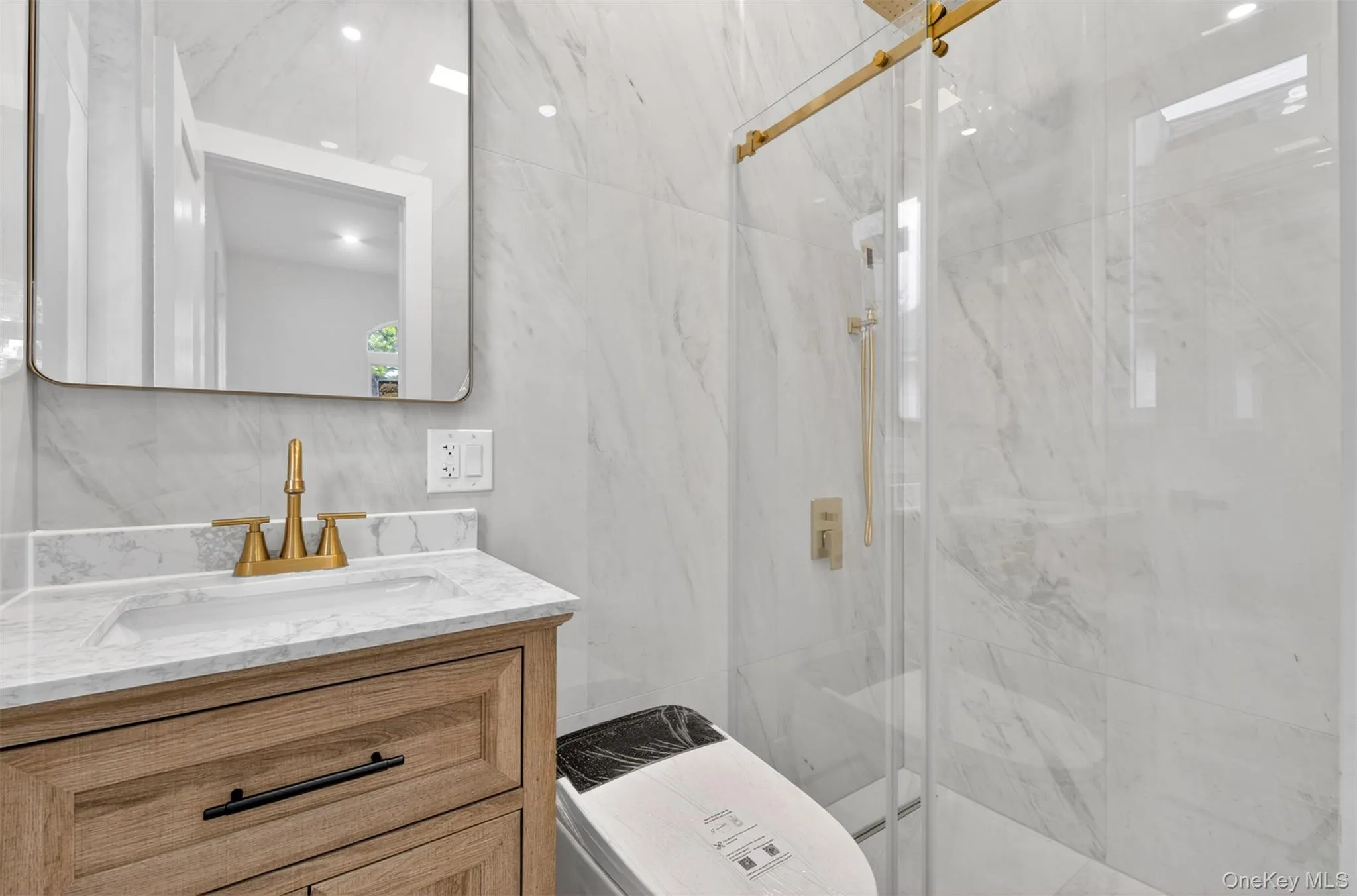 8366 Charlecote Ridge, New York, NY, 3 Bedrooms Bedrooms, 7 Rooms Rooms,4 BathroomsBathrooms,Residential,For Rent,Charlecote,0,1023182 8366 Charlecote Ridge, New York, NY, 3 Bedrooms Bedrooms, 7 Rooms Rooms,4 BathroomsBathrooms,Residential,For Rent,Charlecote,0,1023182