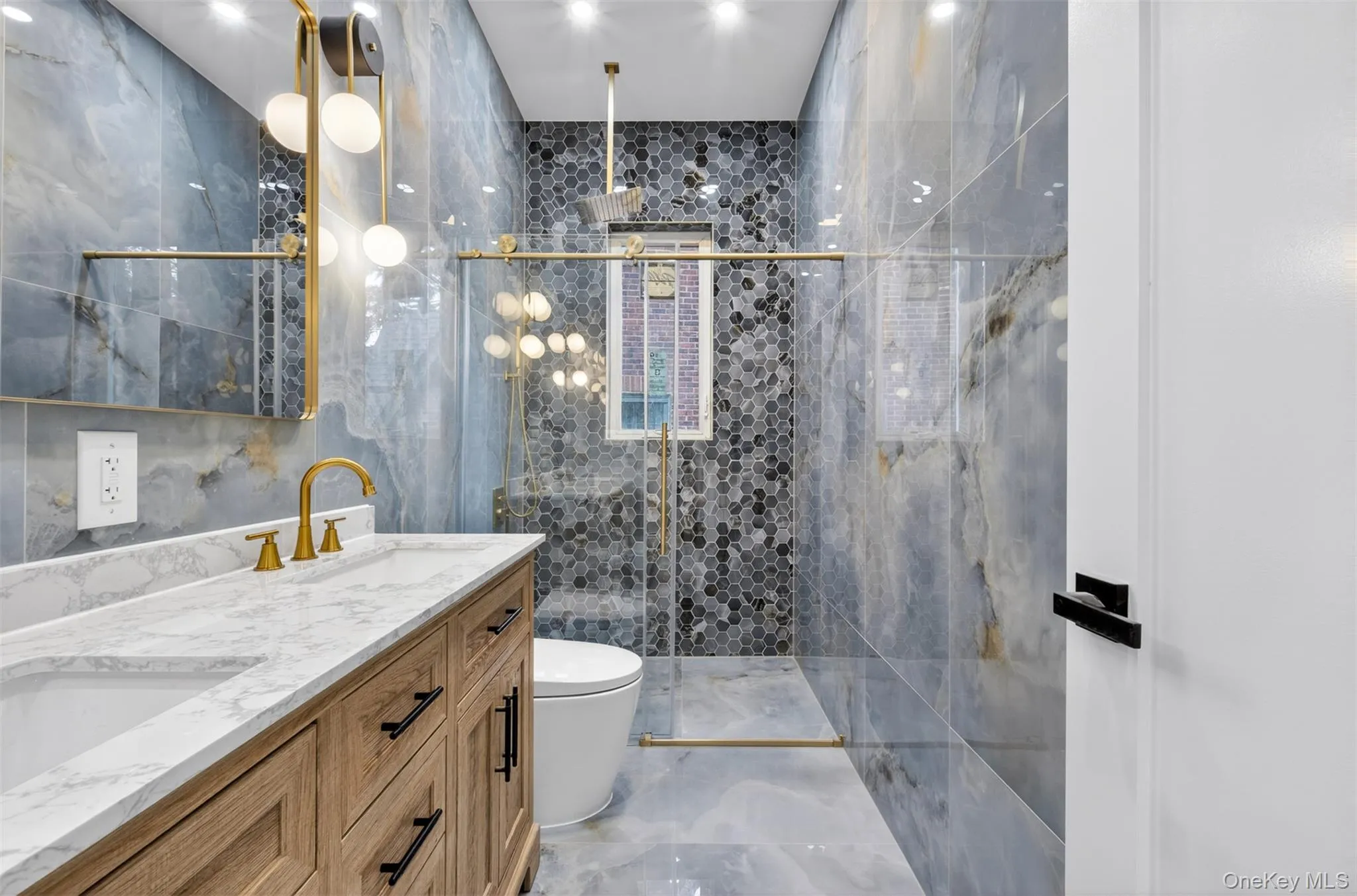 8366 Charlecote Ridge, New York, NY, 3 Bedrooms Bedrooms, 7 Rooms Rooms,4 BathroomsBathrooms,Residential,For Rent,Charlecote,0,1023182 8366 Charlecote Ridge, New York, NY, 3 Bedrooms Bedrooms, 7 Rooms Rooms,4 BathroomsBathrooms,Residential,For Rent,Charlecote,0,1023182