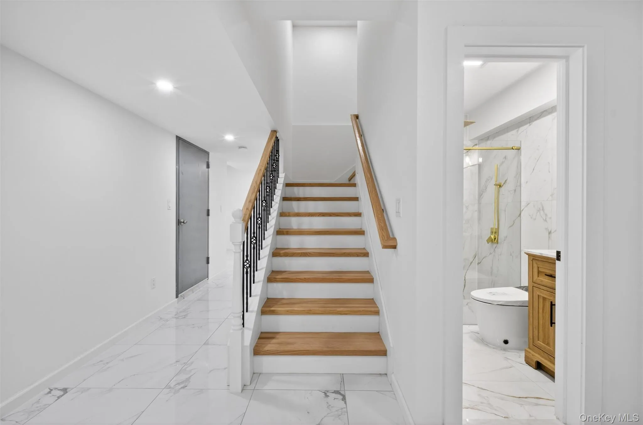 8366 Charlecote Ridge, New York, NY, 3 Bedrooms Bedrooms, 7 Rooms Rooms,4 BathroomsBathrooms,Residential,For Rent,Charlecote,0,1023182 8366 Charlecote Ridge, New York, NY, 3 Bedrooms Bedrooms, 7 Rooms Rooms,4 BathroomsBathrooms,Residential,For Rent,Charlecote,0,1023182
