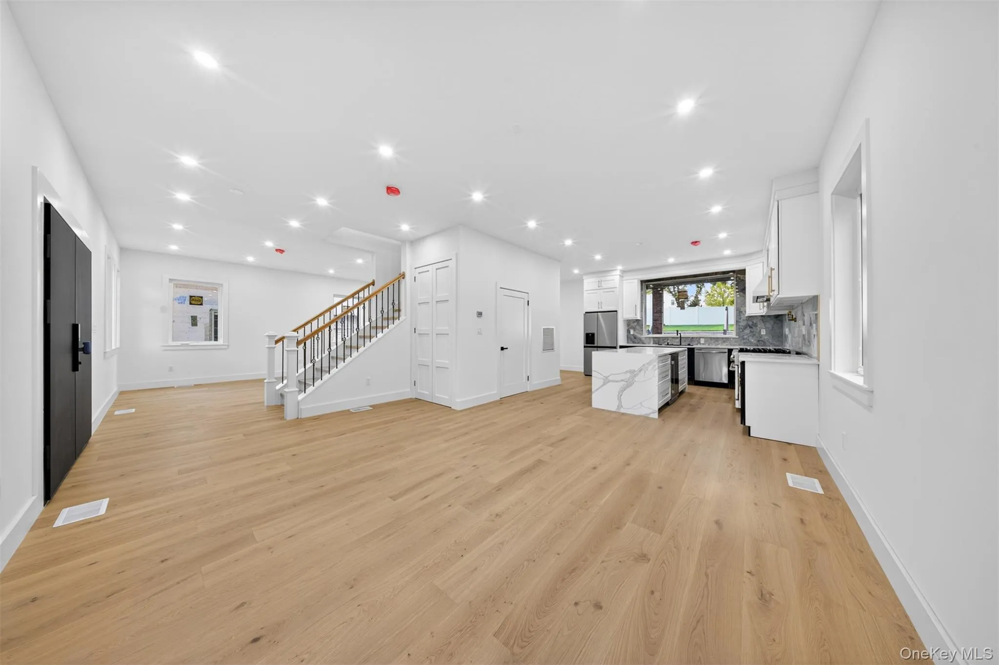 8366 Charlecote Ridge, New York, NY, 3 Bedrooms Bedrooms, 7 Rooms Rooms,4 BathroomsBathrooms,Residential,For Rent,Charlecote,0,1023182 8366 Charlecote Ridge, New York, NY, 3 Bedrooms Bedrooms, 7 Rooms Rooms,4 BathroomsBathrooms,Residential,For Rent,Charlecote,0,1023182