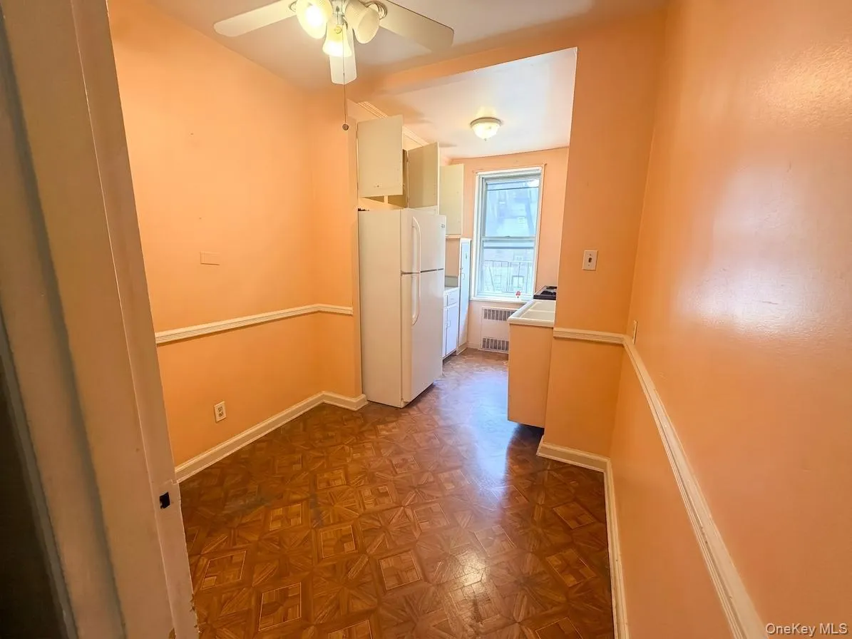 2232 Brigham Street, New York, NY, 2 Bedrooms Bedrooms, 5 Rooms Rooms,1 BathroomBathrooms,Residential,For Rent,Brigham,0,1023184 2232 Brigham Street, New York, NY, 2 Bedrooms Bedrooms, 5 Rooms Rooms,1 BathroomBathrooms,Residential,For Rent,Brigham,0,1023184
