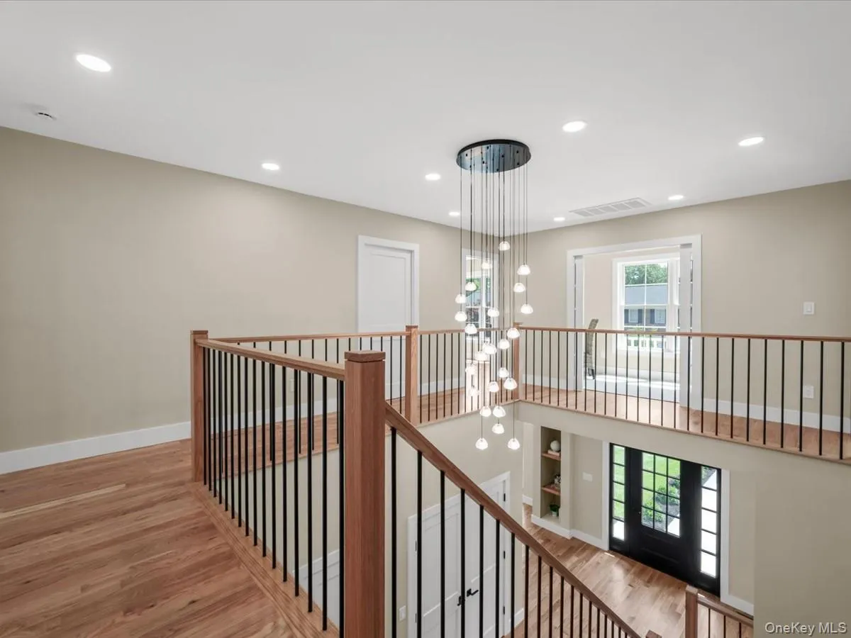 8 Brixton Road, Hempstead, NY, 5 Bedrooms Bedrooms, 10 Rooms Rooms,6 BathroomsBathrooms,Residential,For Rent,Brixton,0,1023191 8 Brixton Road, Hempstead, NY, 5 Bedrooms Bedrooms, 10 Rooms Rooms,6 BathroomsBathrooms,Residential,For Rent,Brixton,0,1023191