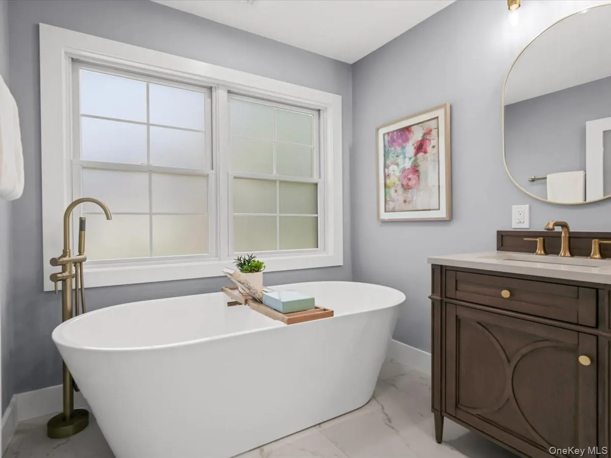 8 Brixton Road, Hempstead, NY, 5 Bedrooms Bedrooms, 10 Rooms Rooms,6 BathroomsBathrooms,Residential,For Rent,Brixton,0,1023191 8 Brixton Road, Hempstead, NY, 5 Bedrooms Bedrooms, 10 Rooms Rooms,6 BathroomsBathrooms,Residential,For Rent,Brixton,0,1023191
