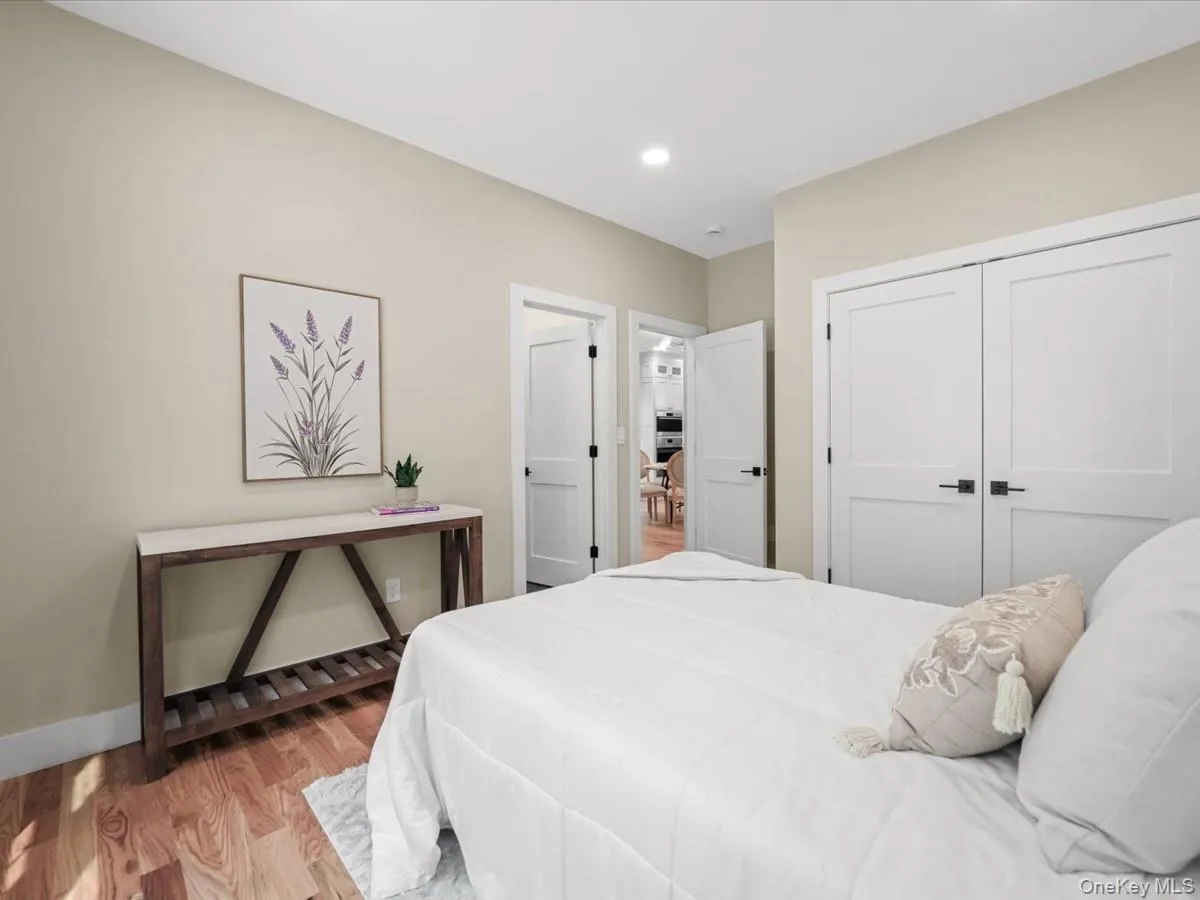 8 Brixton Road, Hempstead, NY, 5 Bedrooms Bedrooms, 10 Rooms Rooms,6 BathroomsBathrooms,Residential,For Rent,Brixton,0,1023191 8 Brixton Road, Hempstead, NY, 5 Bedrooms Bedrooms, 10 Rooms Rooms,6 BathroomsBathrooms,Residential,For Rent,Brixton,0,1023191
