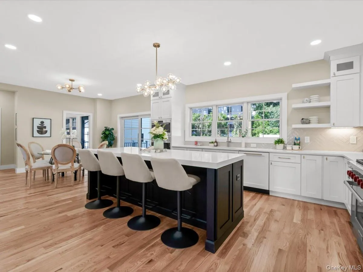 8 Brixton Road, Hempstead, NY, 5 Bedrooms Bedrooms, 10 Rooms Rooms,6 BathroomsBathrooms,Residential,For Rent,Brixton,0,1023191 8 Brixton Road, Hempstead, NY, 5 Bedrooms Bedrooms, 10 Rooms Rooms,6 BathroomsBathrooms,Residential,For Rent,Brixton,0,1023191