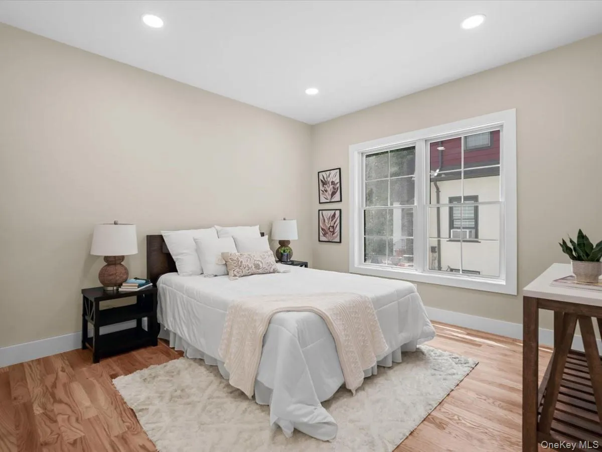 8 Brixton Road, Hempstead, NY, 5 Bedrooms Bedrooms, 10 Rooms Rooms,6 BathroomsBathrooms,Residential,For Rent,Brixton,0,1023191 8 Brixton Road, Hempstead, NY, 5 Bedrooms Bedrooms, 10 Rooms Rooms,6 BathroomsBathrooms,Residential,For Rent,Brixton,0,1023191