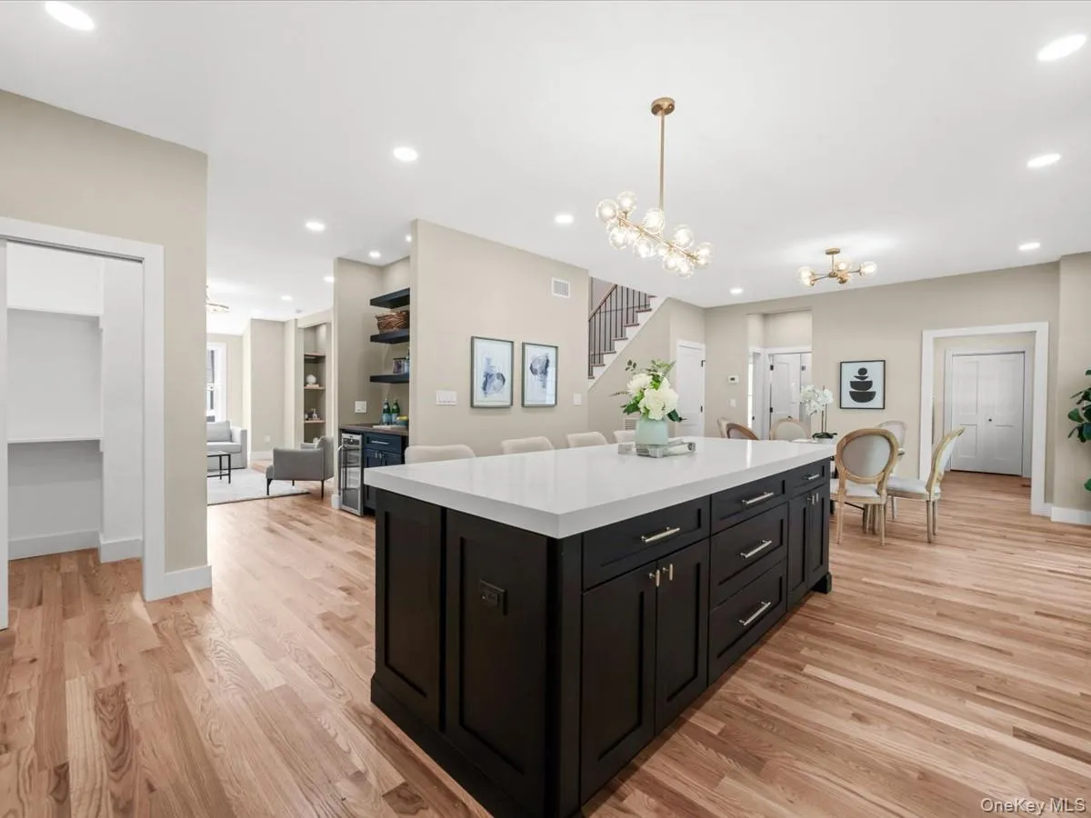 8 Brixton Road, Hempstead, NY, 5 Bedrooms Bedrooms, 10 Rooms Rooms,6 BathroomsBathrooms,Residential,For Rent,Brixton,0,1023191 8 Brixton Road, Hempstead, NY, 5 Bedrooms Bedrooms, 10 Rooms Rooms,6 BathroomsBathrooms,Residential,For Rent,Brixton,0,1023191