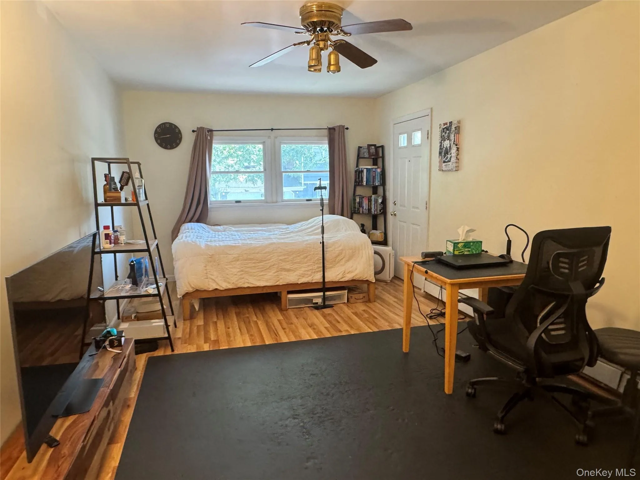 59 Bushwick Street, Huntington, NY, 5 Bedrooms Bedrooms, 9 Rooms Rooms,3 BathroomsBathrooms,Residential,For Rent,Bushwick,0,1023194 59 Bushwick Street, Huntington, NY, 5 Bedrooms Bedrooms, 9 Rooms Rooms,3 BathroomsBathrooms,Residential,For Rent,Bushwick,0,1023194
