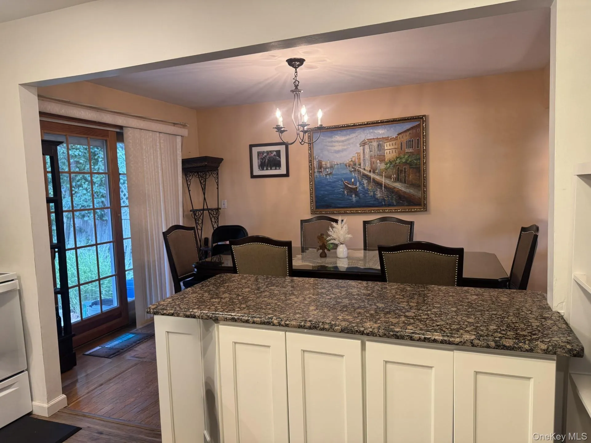 59 Bushwick Street, Huntington, NY, 5 Bedrooms Bedrooms, 9 Rooms Rooms,3 BathroomsBathrooms,Residential,For Rent,Bushwick,0,1023194 59 Bushwick Street, Huntington, NY, 5 Bedrooms Bedrooms, 9 Rooms Rooms,3 BathroomsBathrooms,Residential,For Rent,Bushwick,0,1023194