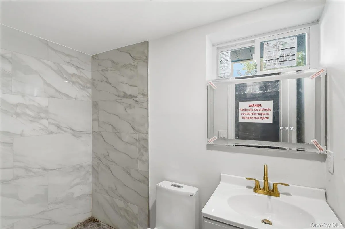 25 Lois Lane, Oyster Bay, NY, 4 Bedrooms Bedrooms, 8 Rooms Rooms,3 BathroomsBathrooms,Residential,For Rent,Lois,0,1023197 25 Lois Lane, Oyster Bay, NY, 4 Bedrooms Bedrooms, 8 Rooms Rooms,3 BathroomsBathrooms,Residential,For Rent,Lois,0,1023197