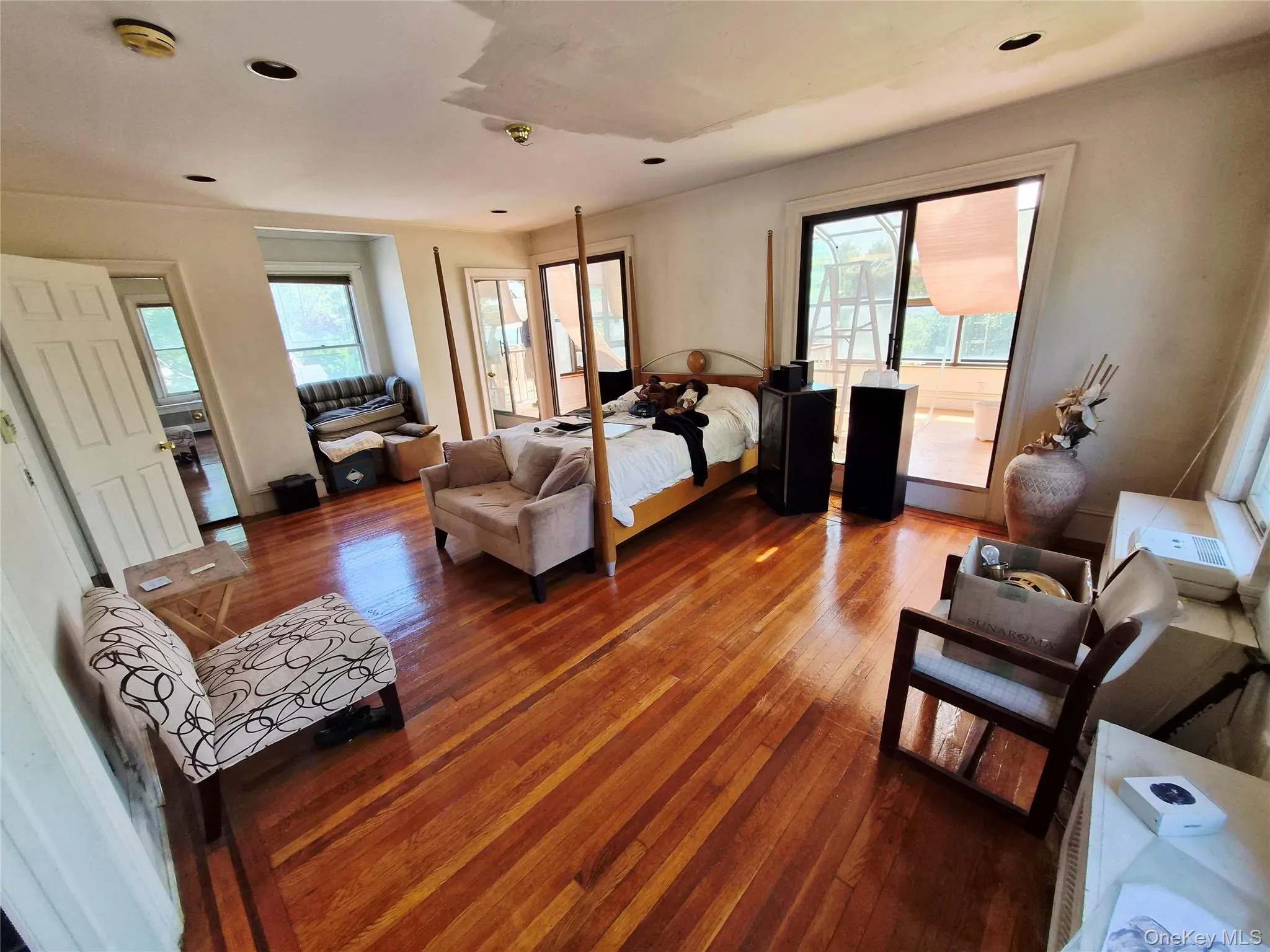 19404 110th Road, New York, NY, 5 Bedrooms Bedrooms, 11 Rooms Rooms,5 BathroomsBathrooms,Residential,For Rent,110th,0,1023198 19404 110th Road, New York, NY, 5 Bedrooms Bedrooms, 11 Rooms Rooms,5 BathroomsBathrooms,Residential,For Rent,110th,0,1023198