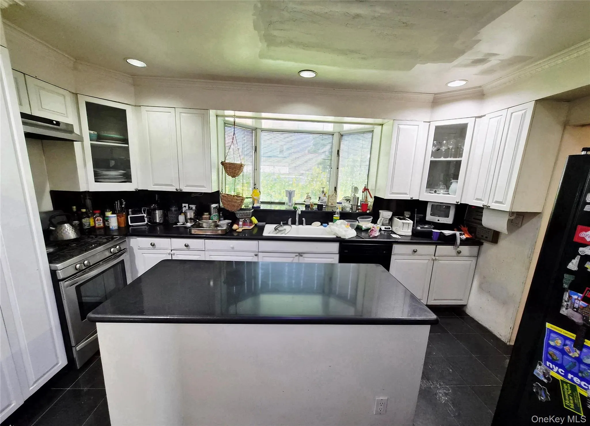 19404 110th Road, New York, NY, 5 Bedrooms Bedrooms, 11 Rooms Rooms,5 BathroomsBathrooms,Residential,For Rent,110th,0,1023198 19404 110th Road, New York, NY, 5 Bedrooms Bedrooms, 11 Rooms Rooms,5 BathroomsBathrooms,Residential,For Rent,110th,0,1023198