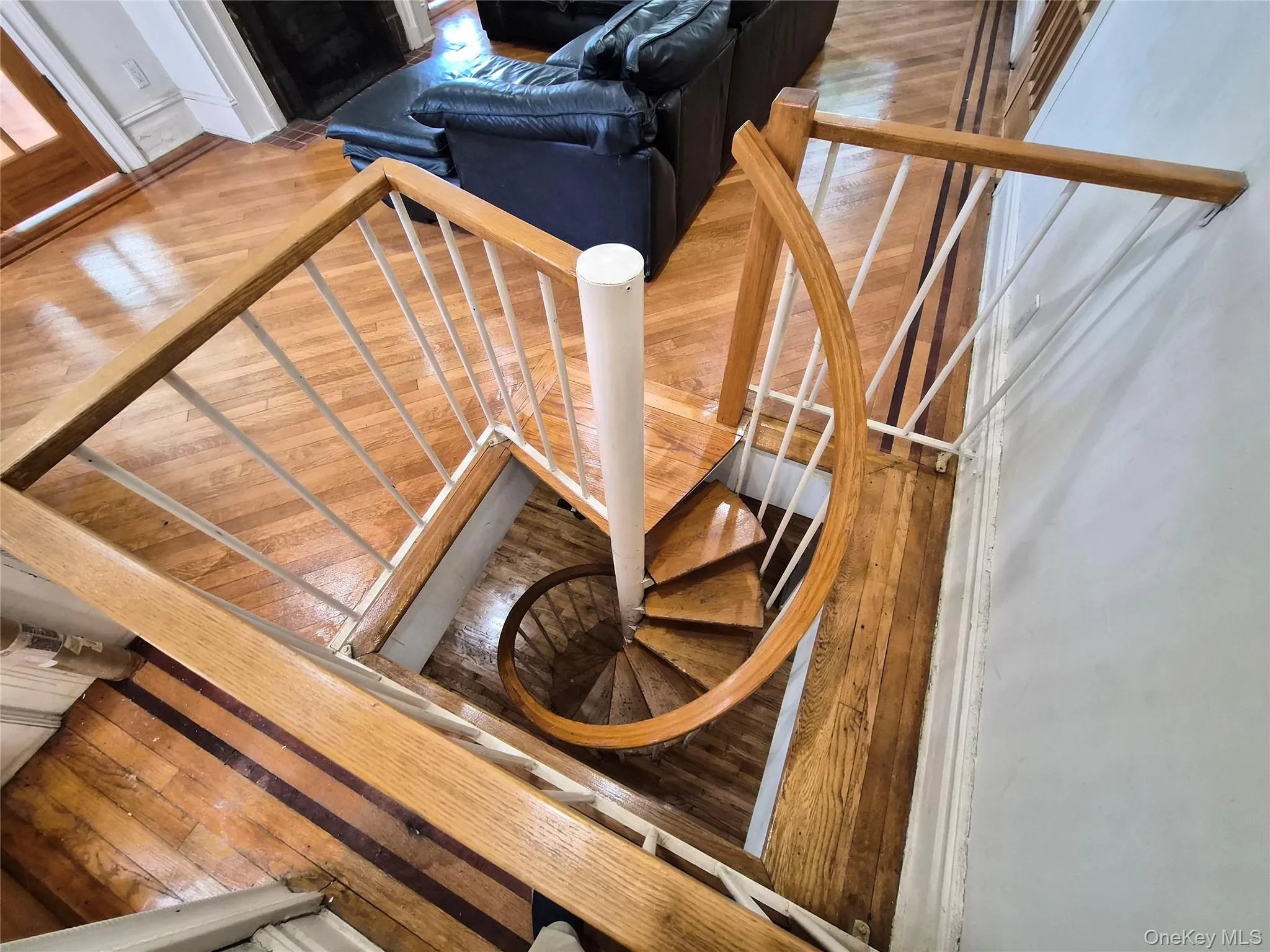19404 110th Road, New York, NY, 5 Bedrooms Bedrooms, 11 Rooms Rooms,5 BathroomsBathrooms,Residential,For Rent,110th,0,1023198 19404 110th Road, New York, NY, 5 Bedrooms Bedrooms, 11 Rooms Rooms,5 BathroomsBathrooms,Residential,For Rent,110th,0,1023198