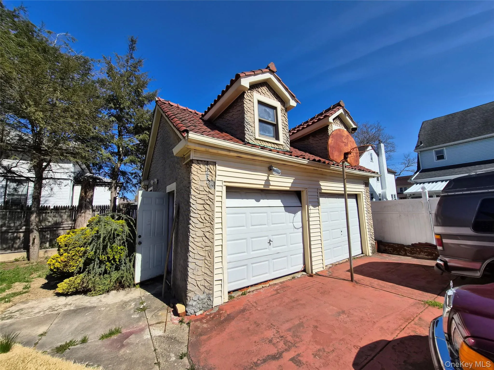 19404 110th Road, New York, NY, 5 Bedrooms Bedrooms, 11 Rooms Rooms,5 BathroomsBathrooms,Residential,For Rent,110th,0,1023198 19404 110th Road, New York, NY, 5 Bedrooms Bedrooms, 11 Rooms Rooms,5 BathroomsBathrooms,Residential,For Rent,110th,0,1023198