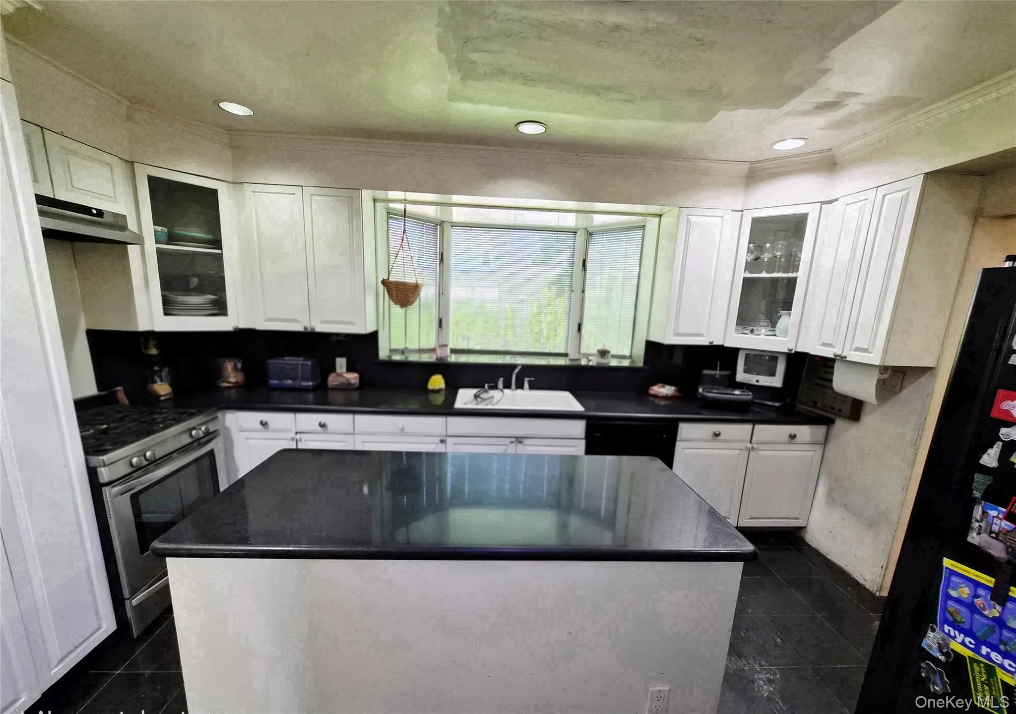 19404 110th Road, New York, NY, 5 Bedrooms Bedrooms, 11 Rooms Rooms,5 BathroomsBathrooms,Residential,For Rent,110th,0,1023198 19404 110th Road, New York, NY, 5 Bedrooms Bedrooms, 11 Rooms Rooms,5 BathroomsBathrooms,Residential,For Rent,110th,0,1023198