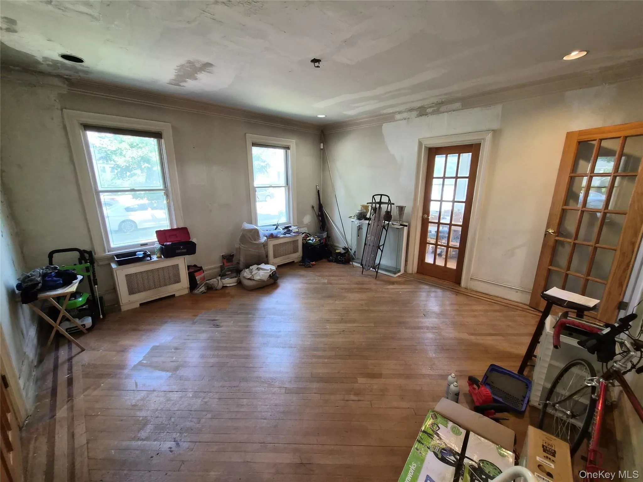 19404 110th Road, New York, NY, 5 Bedrooms Bedrooms, 11 Rooms Rooms,5 BathroomsBathrooms,Residential,For Rent,110th,0,1023198 19404 110th Road, New York, NY, 5 Bedrooms Bedrooms, 11 Rooms Rooms,5 BathroomsBathrooms,Residential,For Rent,110th,0,1023198