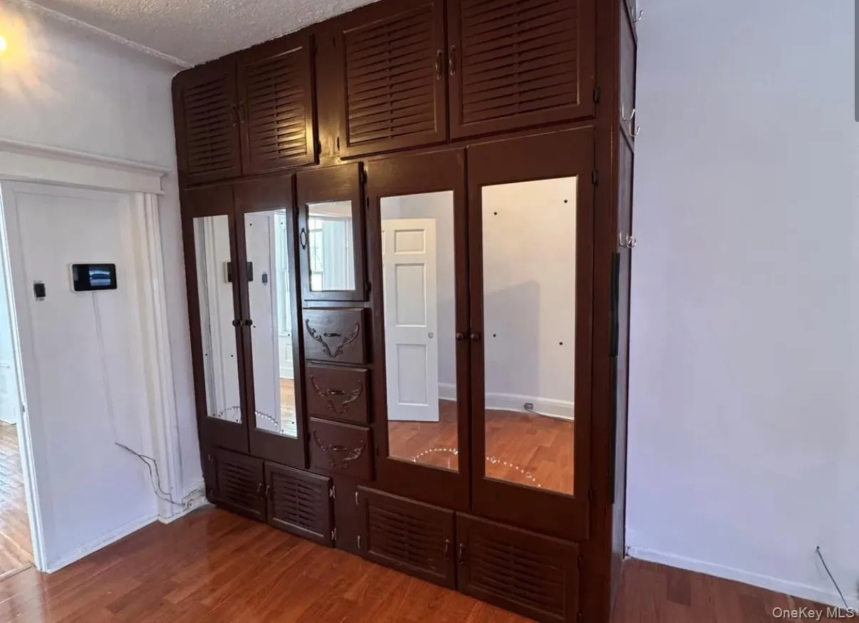 9311 Foster Avenue, New York, NY, 2 Bedrooms Bedrooms, 5 Rooms Rooms,1 BathroomBathrooms,Residential Lease,For Rent,Foster,0,1023199 9311 Foster Avenue, New York, NY, 2 Bedrooms Bedrooms, 5 Rooms Rooms,1 BathroomBathrooms,Residential Lease,For Rent,Foster,0,1023199