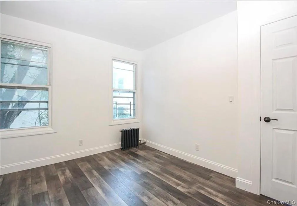 3088 Heath Avenue, New York, NY, 3 Bedrooms Bedrooms, 8 Rooms Rooms,2 BathroomsBathrooms,Residential,For Rent,Heath,0,1023200 3088 Heath Avenue, New York, NY, 3 Bedrooms Bedrooms, 8 Rooms Rooms,2 BathroomsBathrooms,Residential,For Rent,Heath,0,1023200