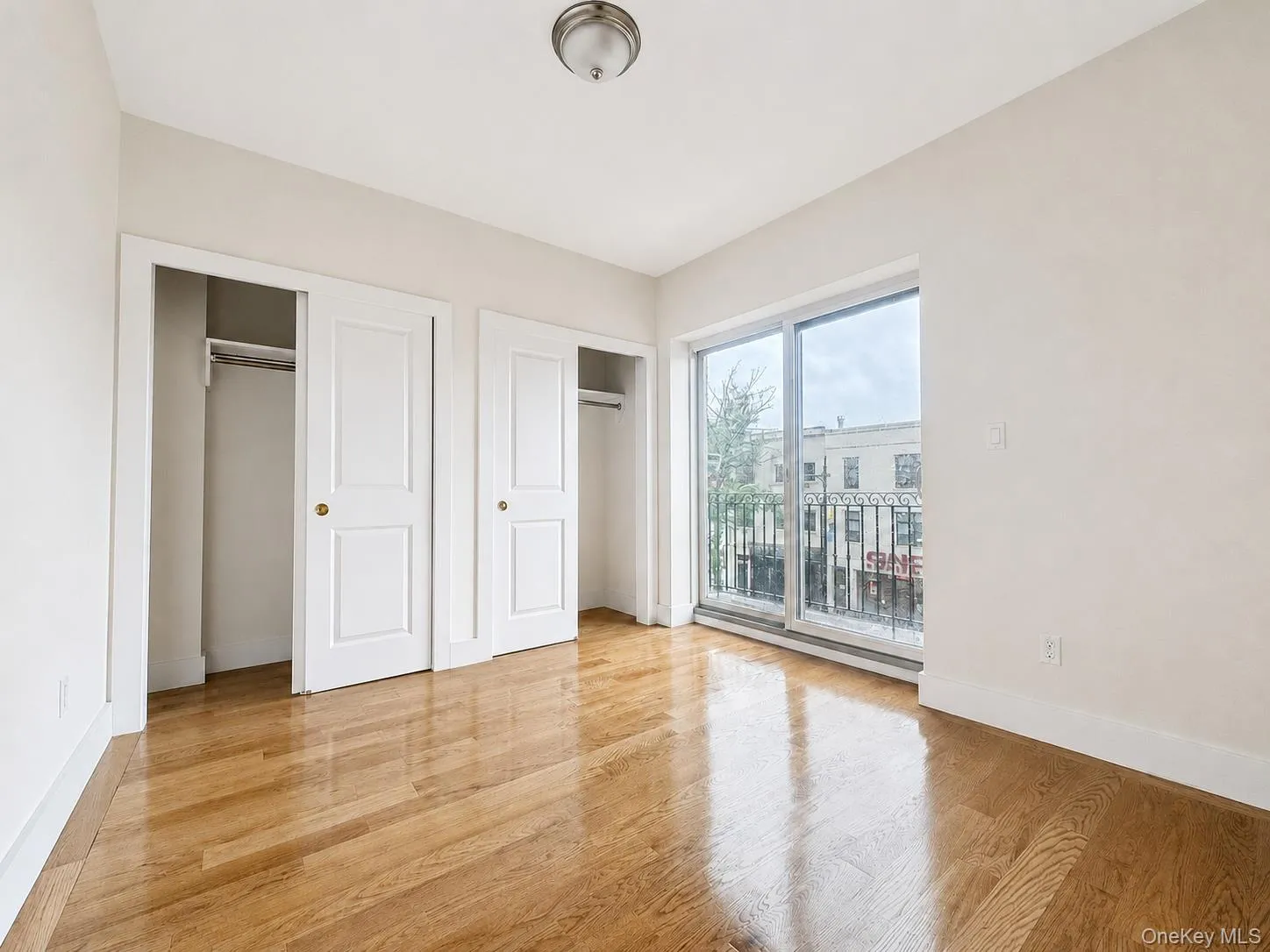 4218 bell Boulevard, New York, NY, 1 Bedroom Bedrooms, 3 Rooms Rooms,1 BathroomBathrooms,Residential Lease,For Rent,bell,0,1023202 4218 bell Boulevard, New York, NY, 1 Bedroom Bedrooms, 3 Rooms Rooms,1 BathroomBathrooms,Residential Lease,For Rent,bell,0,1023202