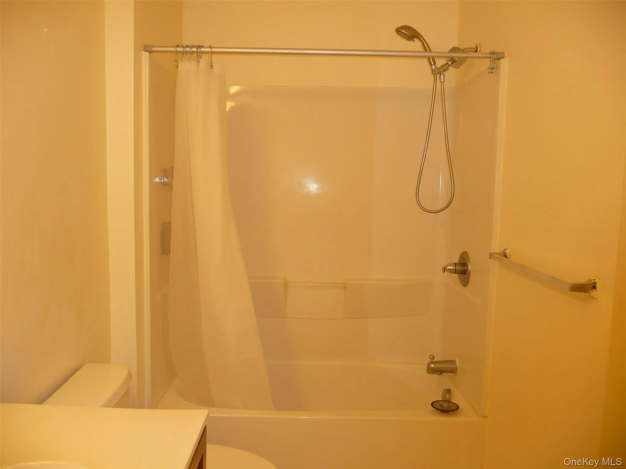 220 Roosevelt Drive, Fishkill, NY, 4 Bedrooms Bedrooms, 11 Rooms Rooms,2 BathroomsBathrooms,Residential Lease,For Rent,Roosevelt,0,1023204 220 Roosevelt Drive, Fishkill, NY, 4 Bedrooms Bedrooms, 11 Rooms Rooms,2 BathroomsBathrooms,Residential Lease,For Rent,Roosevelt,0,1023204