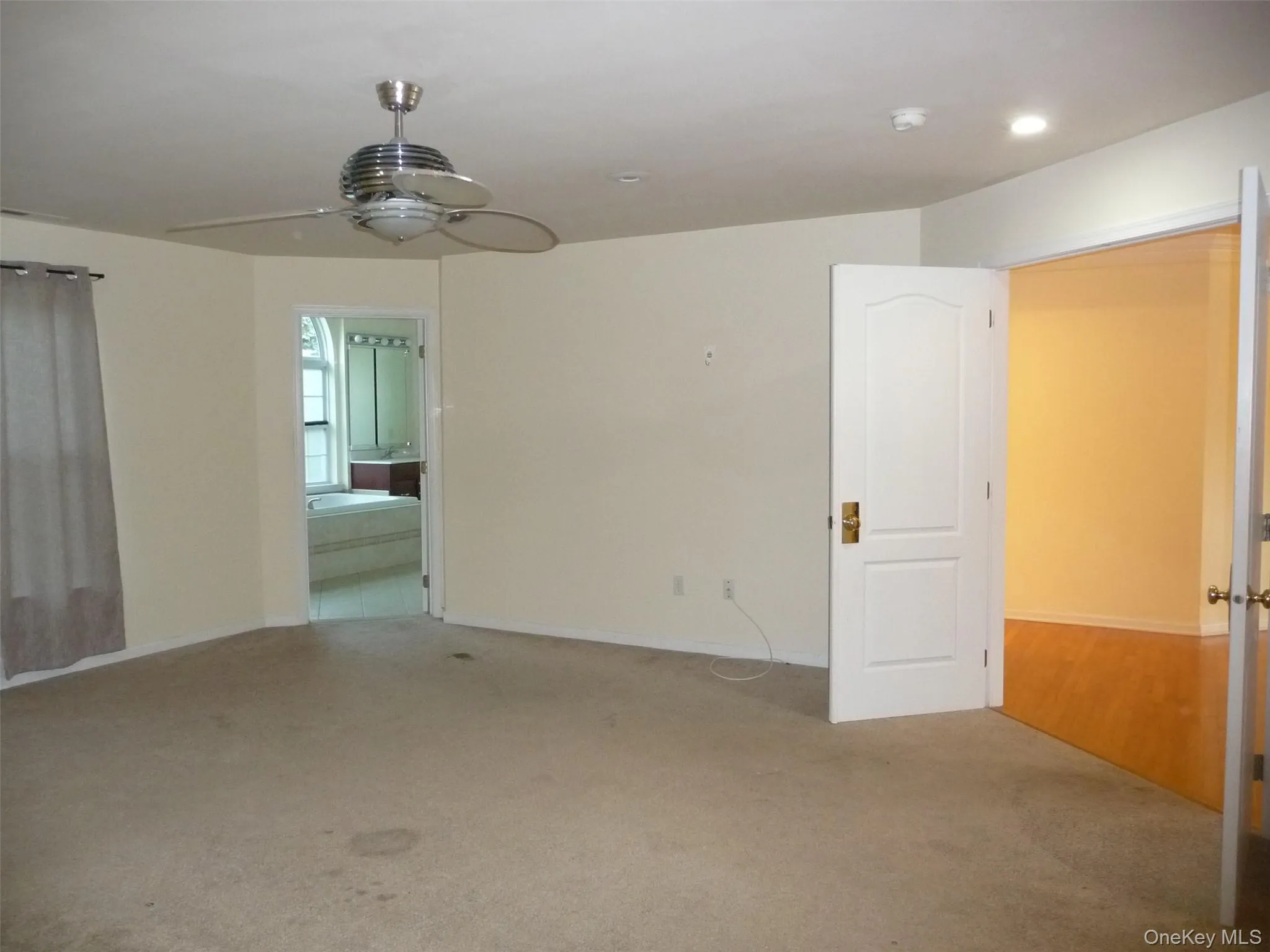 220 Roosevelt Drive, Fishkill, NY, 4 Bedrooms Bedrooms, 11 Rooms Rooms,2 BathroomsBathrooms,Residential Lease,For Rent,Roosevelt,0,1023204 220 Roosevelt Drive, Fishkill, NY, 4 Bedrooms Bedrooms, 11 Rooms Rooms,2 BathroomsBathrooms,Residential Lease,For Rent,Roosevelt,0,1023204