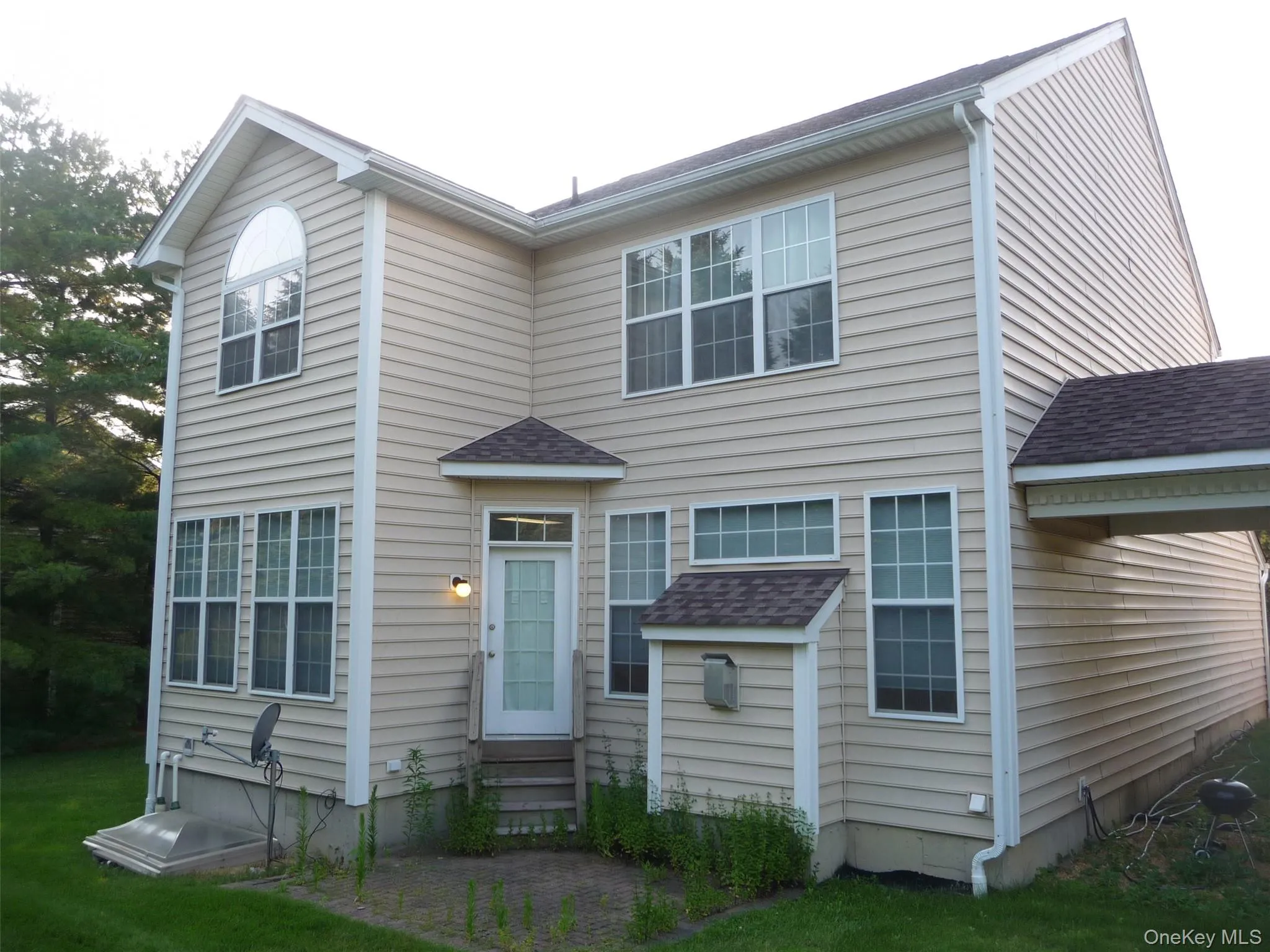 220 Roosevelt Drive, Fishkill, NY, 4 Bedrooms Bedrooms, 11 Rooms Rooms,2 BathroomsBathrooms,Residential Lease,For Rent,Roosevelt,0,1023204 220 Roosevelt Drive, Fishkill, NY, 4 Bedrooms Bedrooms, 11 Rooms Rooms,2 BathroomsBathrooms,Residential Lease,For Rent,Roosevelt,0,1023204