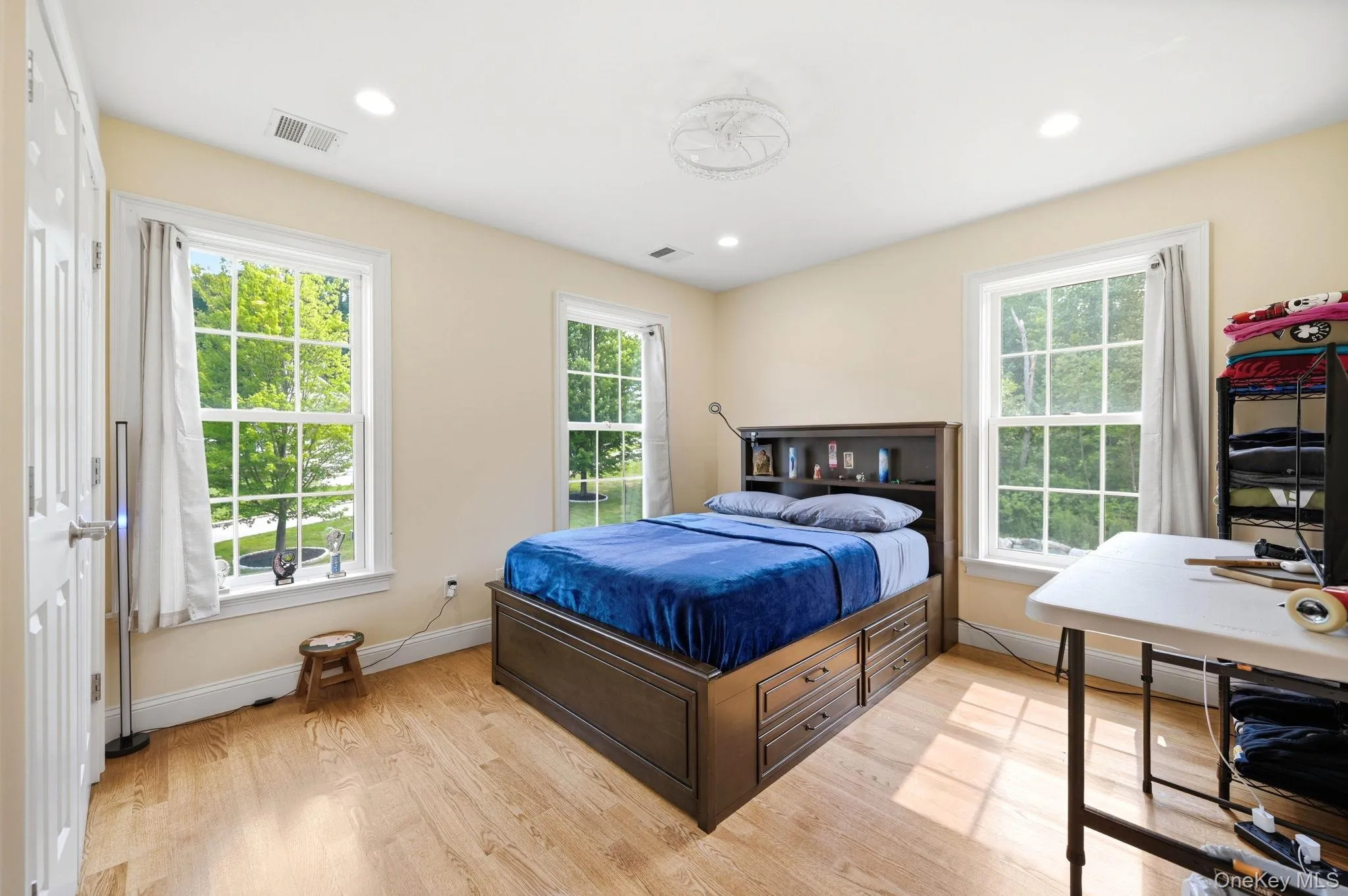 17 Meadow Crest Drive, Putnam Valley, NY, 4 Bedrooms Bedrooms, 9 Rooms Rooms,3 BathroomsBathrooms,Residential,For Rent,Meadow Crest,0,1023209 17 Meadow Crest Drive, Putnam Valley, NY, 4 Bedrooms Bedrooms, 9 Rooms Rooms,3 BathroomsBathrooms,Residential,For Rent,Meadow Crest,0,1023209