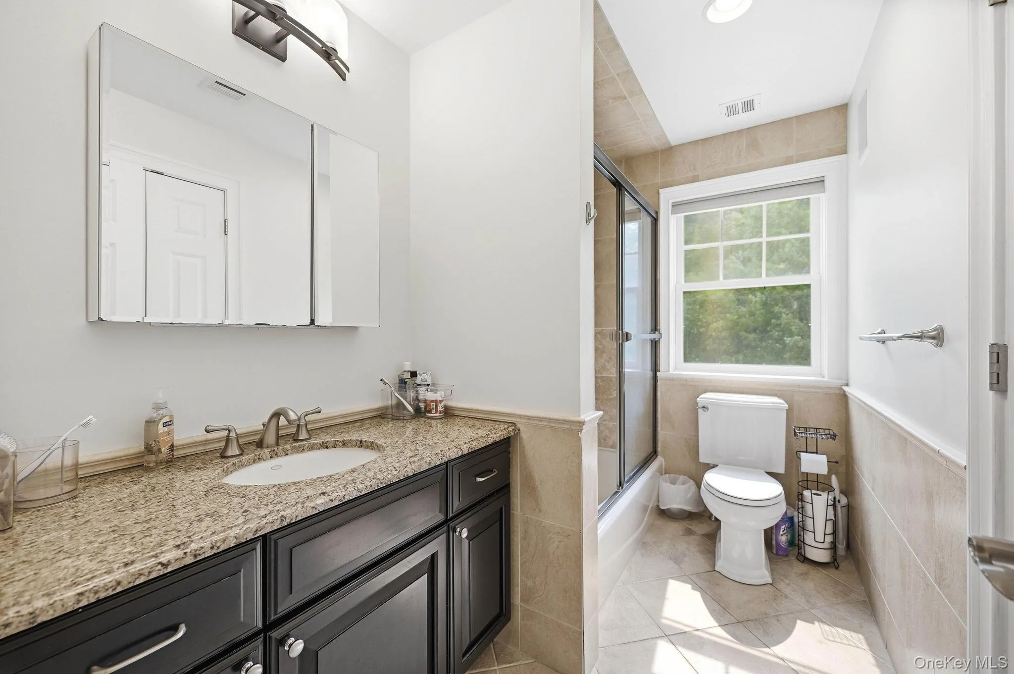 17 Meadow Crest Drive, Putnam Valley, NY, 4 Bedrooms Bedrooms, 9 Rooms Rooms,3 BathroomsBathrooms,Residential,For Rent,Meadow Crest,0,1023209 17 Meadow Crest Drive, Putnam Valley, NY, 4 Bedrooms Bedrooms, 9 Rooms Rooms,3 BathroomsBathrooms,Residential,For Rent,Meadow Crest,0,1023209