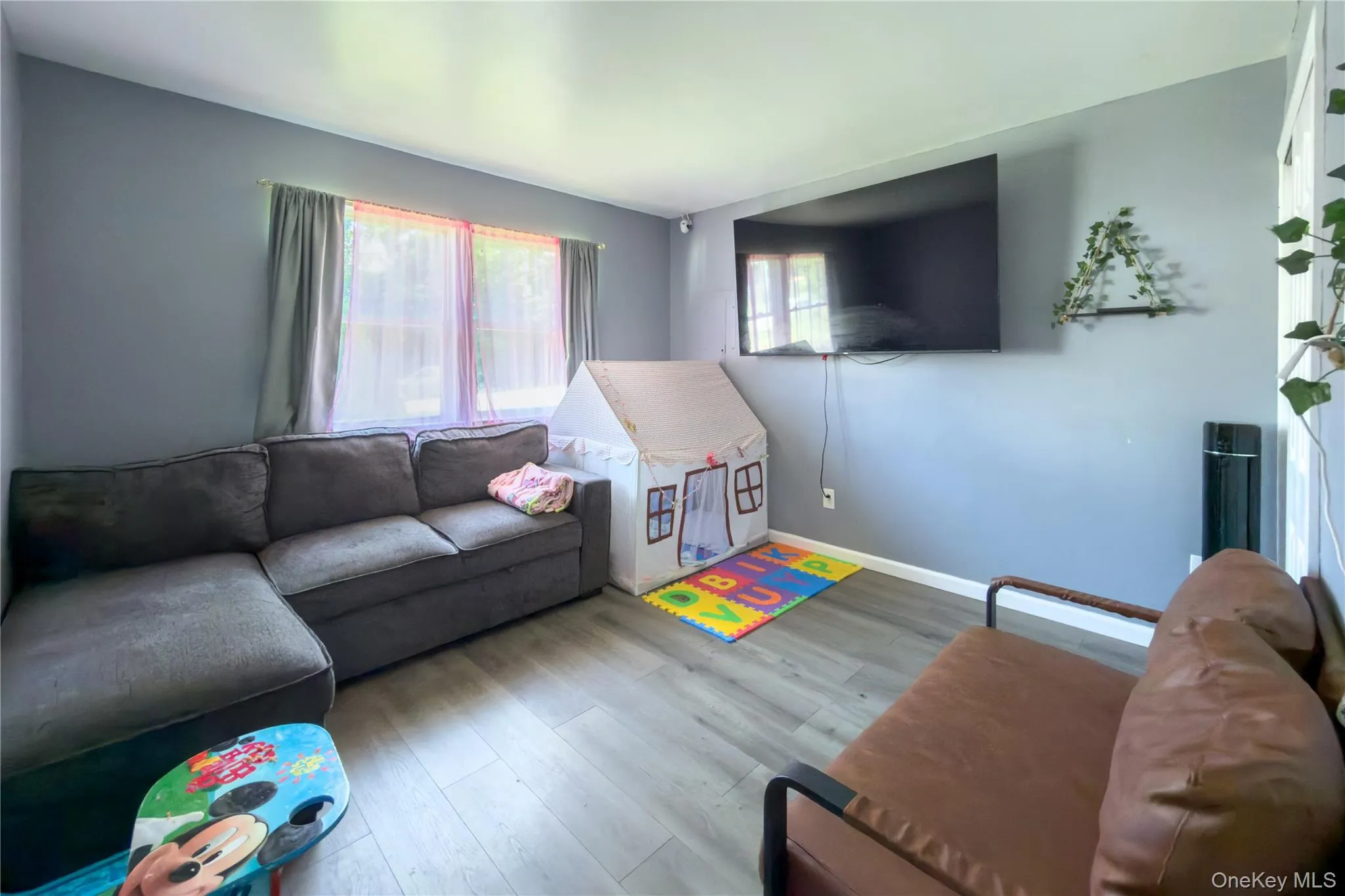 5 2nd Street, Brookhaven, NY, 5 Bedrooms Bedrooms, 12 Rooms Rooms,2 BathroomsBathrooms,Residential,For Rent,2nd,0,1023215 5 2nd Street, Brookhaven, NY, 5 Bedrooms Bedrooms, 12 Rooms Rooms,2 BathroomsBathrooms,Residential,For Rent,2nd,0,1023215