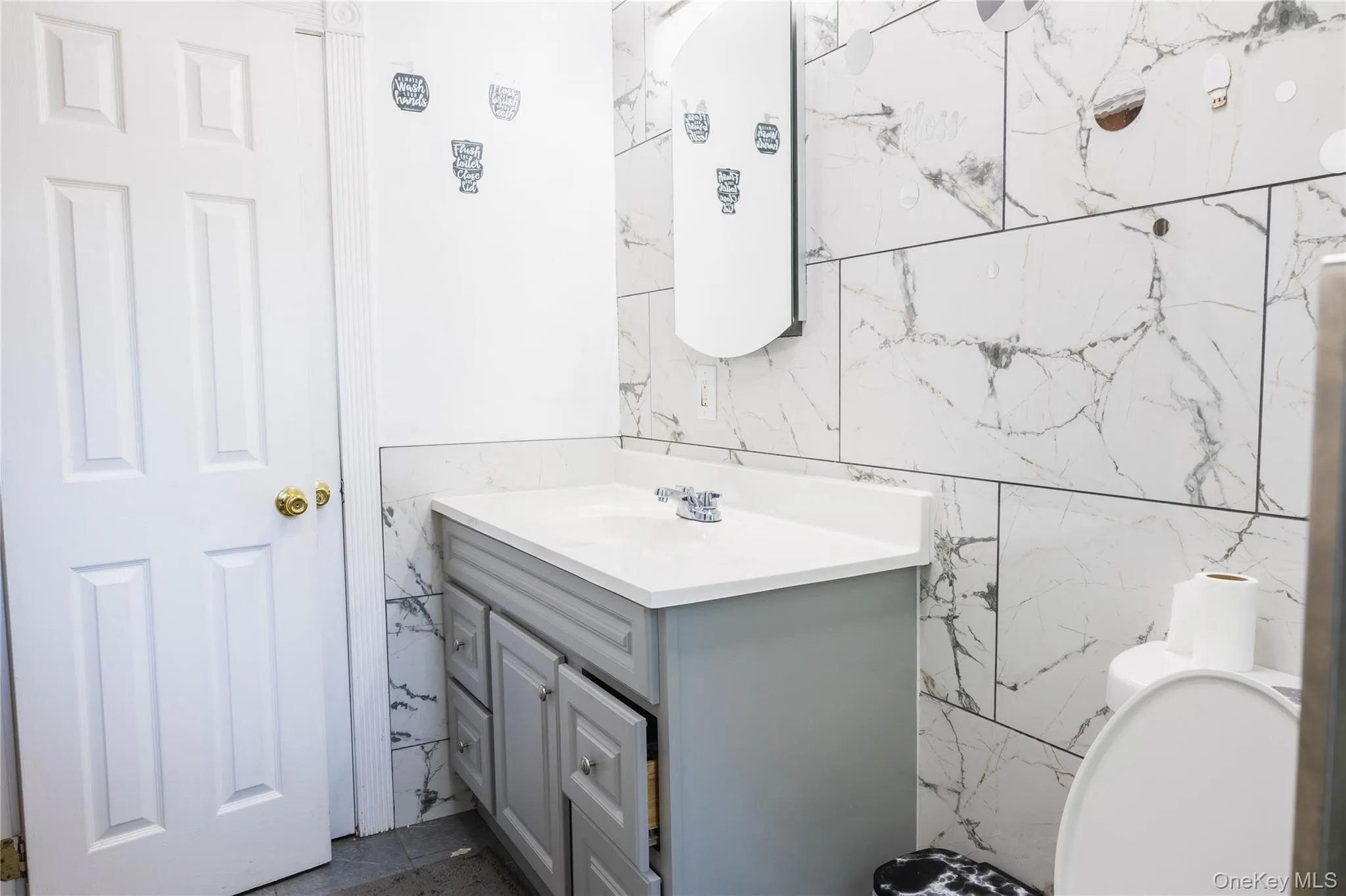 5 2nd Street, Brookhaven, NY, 5 Bedrooms Bedrooms, 12 Rooms Rooms,2 BathroomsBathrooms,Residential,For Rent,2nd,0,1023215 5 2nd Street, Brookhaven, NY, 5 Bedrooms Bedrooms, 12 Rooms Rooms,2 BathroomsBathrooms,Residential,For Rent,2nd,0,1023215