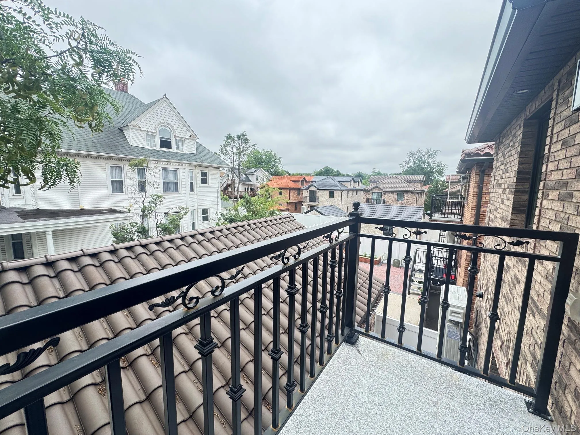 214-31 39th Avenue, New York, NY, 3 Bedrooms Bedrooms, 7 Rooms Rooms,2 BathroomsBathrooms,Residential Lease,For Rent,39th,0,1023217 214-31 39th Avenue, New York, NY, 3 Bedrooms Bedrooms, 7 Rooms Rooms,2 BathroomsBathrooms,Residential Lease,For Rent,39th,0,1023217