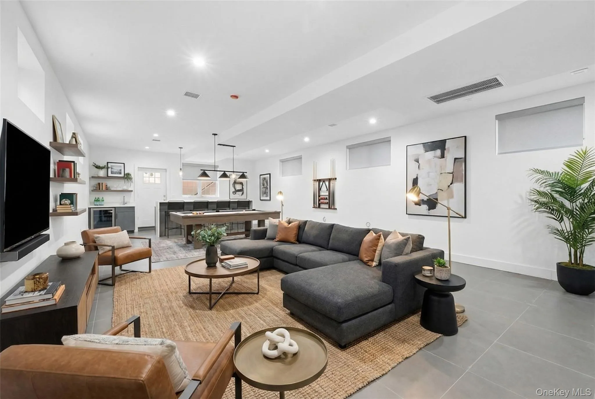 214-31 39th Avenue, New York, NY, 3 Bedrooms Bedrooms, 7 Rooms Rooms,2 BathroomsBathrooms,Residential Lease,For Rent,39th,0,1023217 214-31 39th Avenue, New York, NY, 3 Bedrooms Bedrooms, 7 Rooms Rooms,2 BathroomsBathrooms,Residential Lease,For Rent,39th,0,1023217