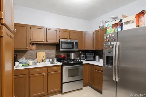 216 Dubois Street, Newburgh (city), NY, 3 Bedrooms Bedrooms, 5 Rooms Rooms,1 BathroomBathrooms,Residential,For Rent,Dubois,0,1023224 216 Dubois Street, Newburgh (city), NY, 3 Bedrooms Bedrooms, 5 Rooms Rooms,1 BathroomBathrooms,Residential,For Rent,Dubois,0,1023224