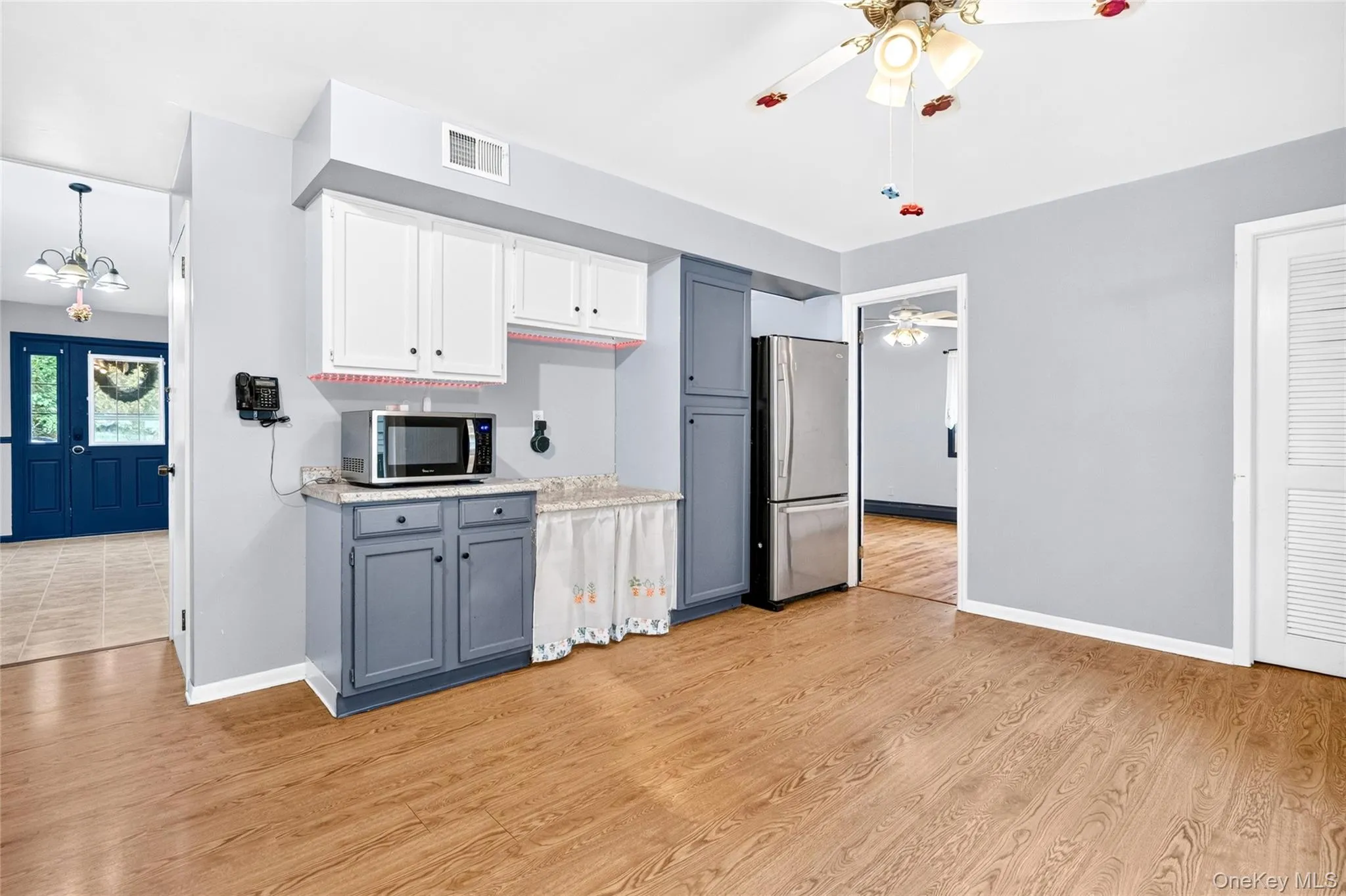105 Robinhood Lane, Clarkstown, NY, 3 Bedrooms Bedrooms, 7 Rooms Rooms,2 BathroomsBathrooms,Residential,For Rent,Robinhood,0,1023225 105 Robinhood Lane, Clarkstown, NY, 3 Bedrooms Bedrooms, 7 Rooms Rooms,2 BathroomsBathrooms,Residential,For Rent,Robinhood,0,1023225