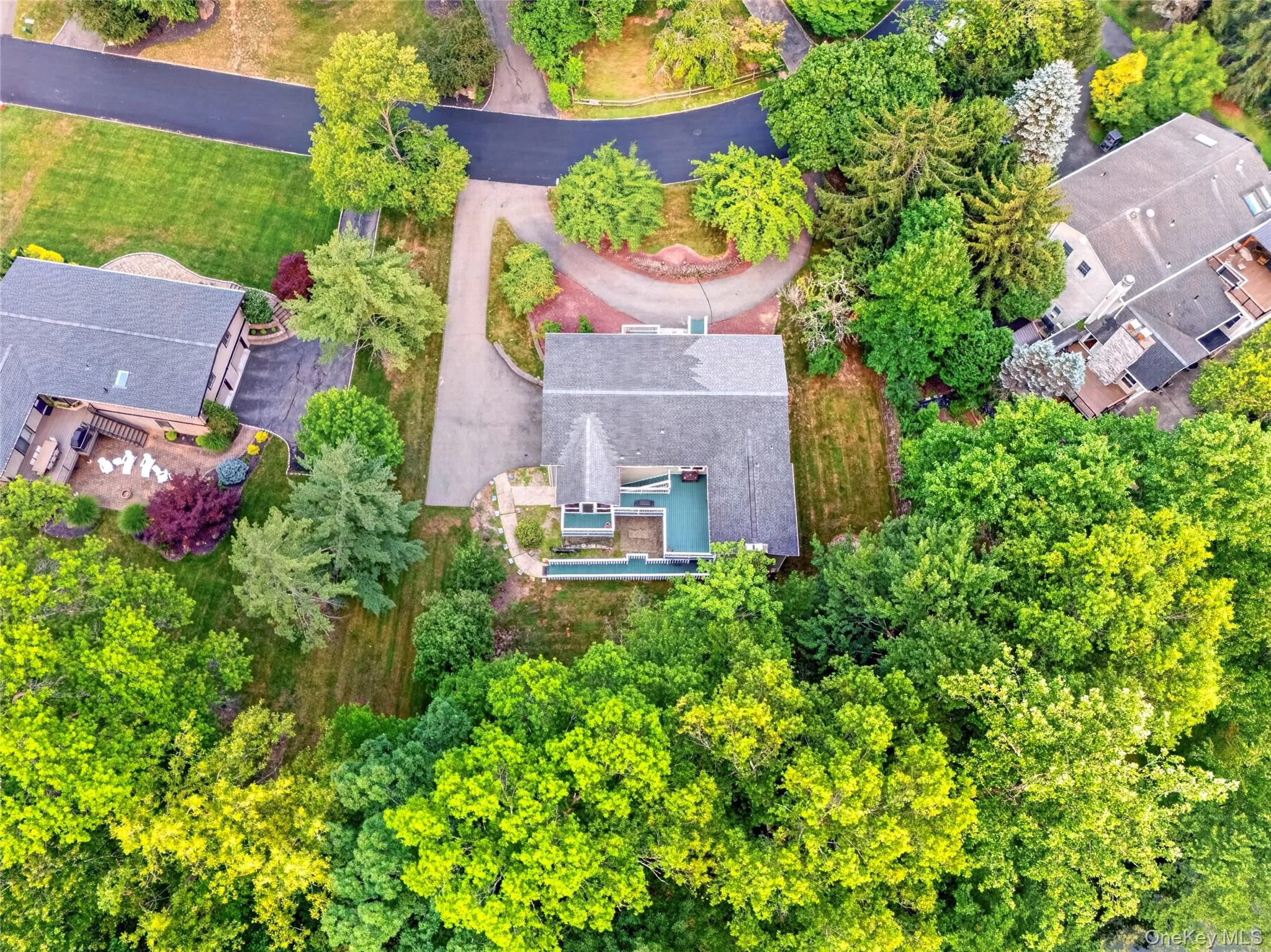 105 Robinhood Lane, Clarkstown, NY, 3 Bedrooms Bedrooms, 7 Rooms Rooms,2 BathroomsBathrooms,Residential,For Rent,Robinhood,0,1023225 105 Robinhood Lane, Clarkstown, NY, 3 Bedrooms Bedrooms, 7 Rooms Rooms,2 BathroomsBathrooms,Residential,For Rent,Robinhood,0,1023225