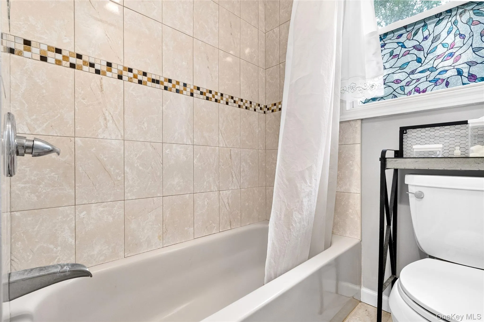 105 Robinhood Lane, Clarkstown, NY, 3 Bedrooms Bedrooms, 7 Rooms Rooms,2 BathroomsBathrooms,Residential,For Rent,Robinhood,0,1023225 105 Robinhood Lane, Clarkstown, NY, 3 Bedrooms Bedrooms, 7 Rooms Rooms,2 BathroomsBathrooms,Residential,For Rent,Robinhood,0,1023225