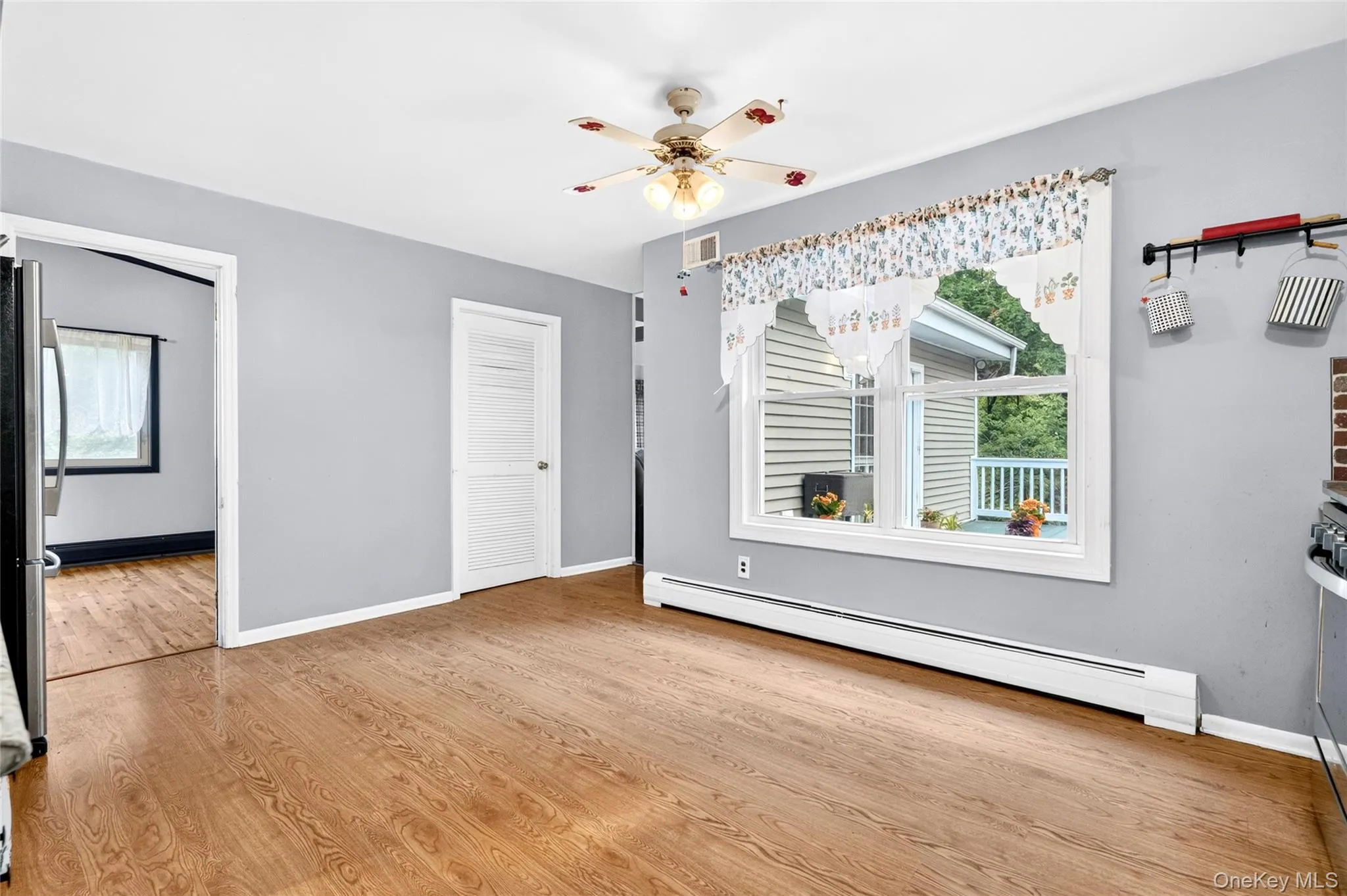 105 Robinhood Lane, Clarkstown, NY, 3 Bedrooms Bedrooms, 7 Rooms Rooms,2 BathroomsBathrooms,Residential,For Rent,Robinhood,0,1023225 105 Robinhood Lane, Clarkstown, NY, 3 Bedrooms Bedrooms, 7 Rooms Rooms,2 BathroomsBathrooms,Residential,For Rent,Robinhood,0,1023225