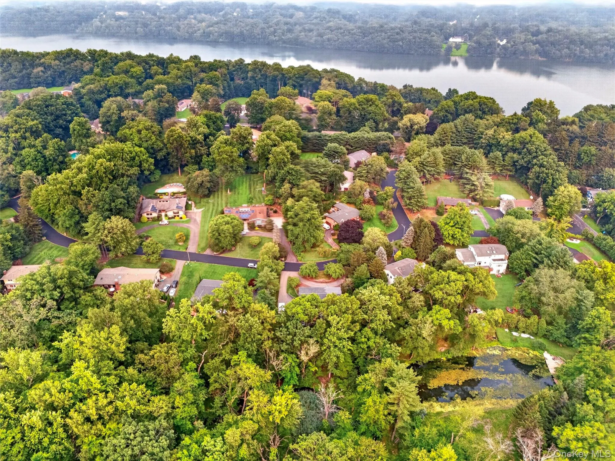 105 Robinhood Lane, Clarkstown, NY, 3 Bedrooms Bedrooms, 7 Rooms Rooms,2 BathroomsBathrooms,Residential,For Rent,Robinhood,0,1023225 105 Robinhood Lane, Clarkstown, NY, 3 Bedrooms Bedrooms, 7 Rooms Rooms,2 BathroomsBathrooms,Residential,For Rent,Robinhood,0,1023225