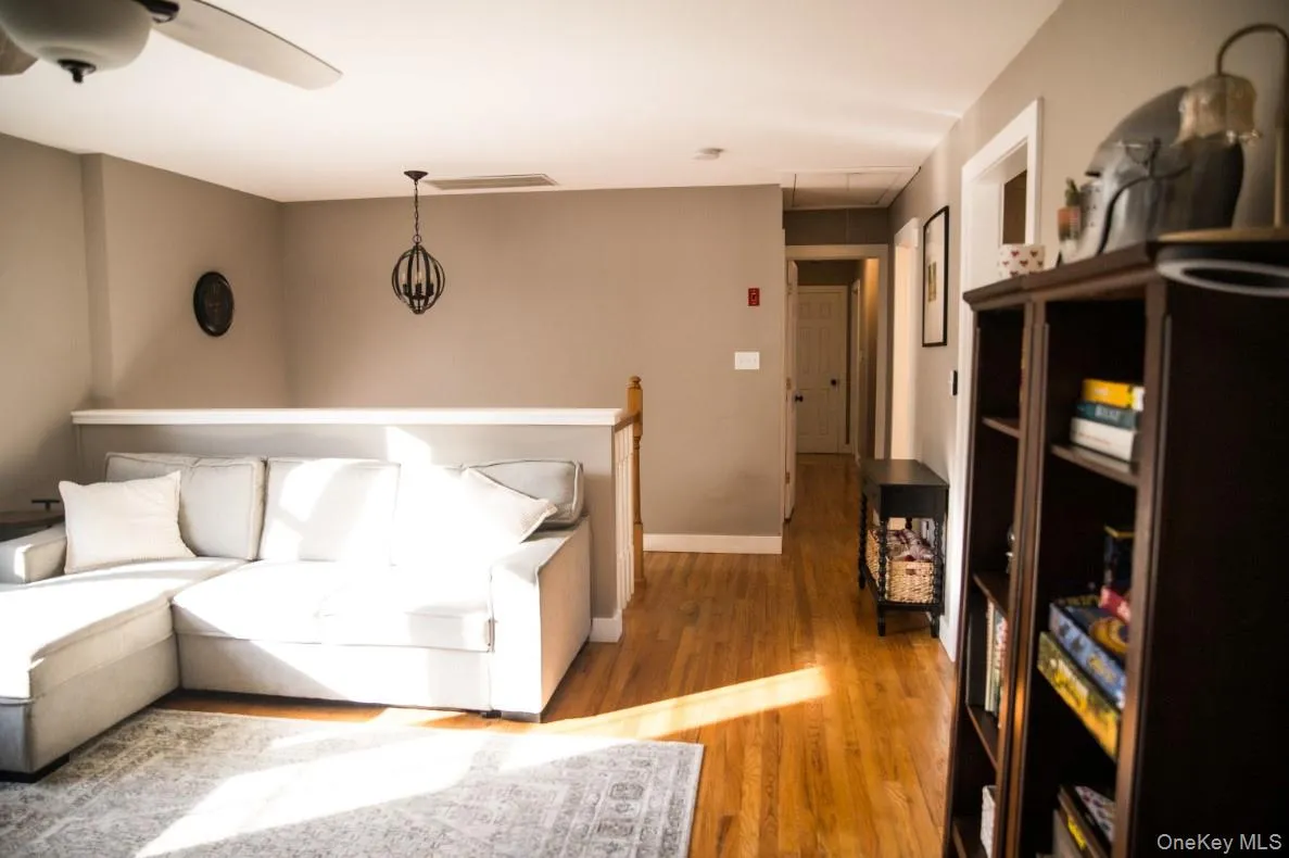 326 Bullville Road, Montgomery, NY, 3 Bedrooms Bedrooms, 10 Rooms Rooms,3 BathroomsBathrooms,Residential,For Rent,Bullville,0,1023226 326 Bullville Road, Montgomery, NY, 3 Bedrooms Bedrooms, 10 Rooms Rooms,3 BathroomsBathrooms,Residential,For Rent,Bullville,0,1023226
