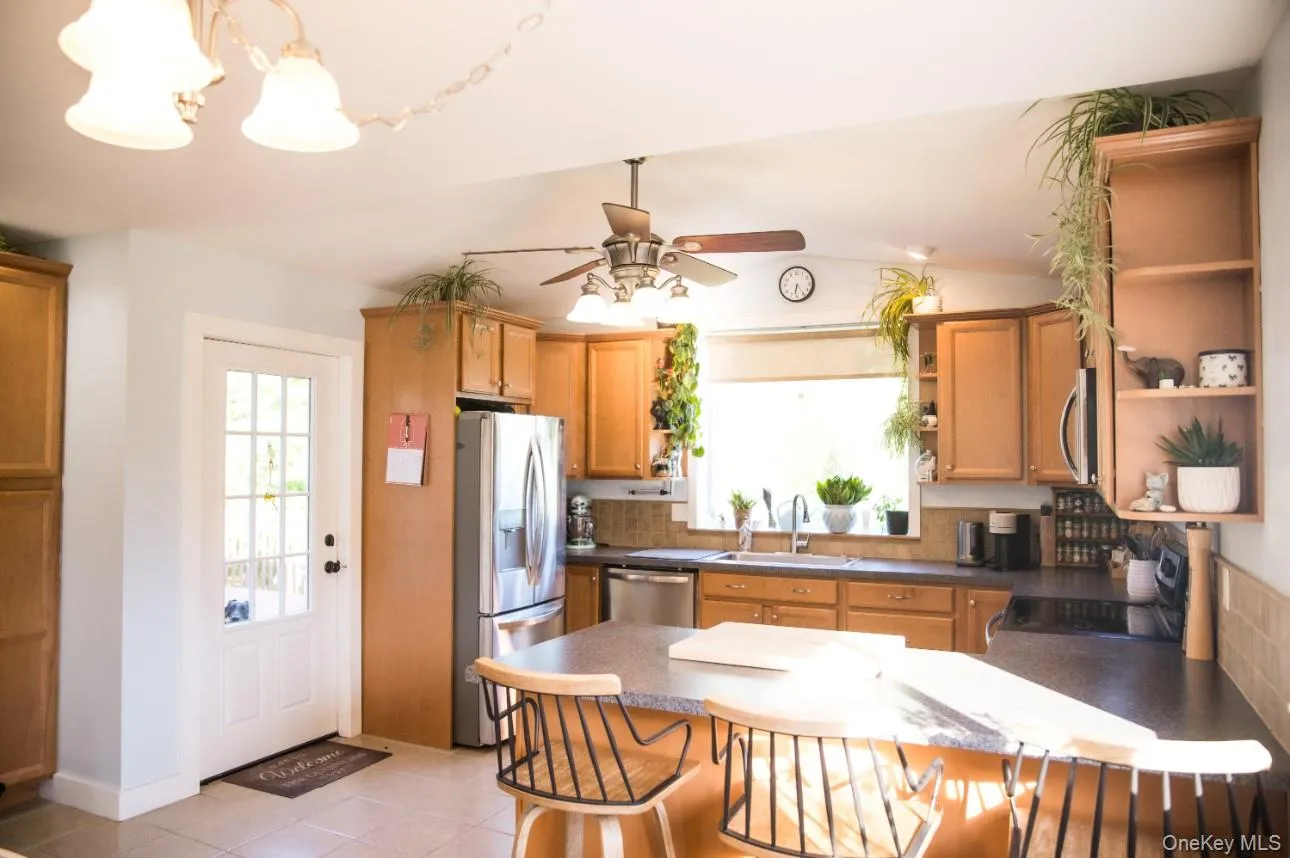 326 Bullville Road, Montgomery, NY, 3 Bedrooms Bedrooms, 10 Rooms Rooms,3 BathroomsBathrooms,Residential,For Rent,Bullville,0,1023226 326 Bullville Road, Montgomery, NY, 3 Bedrooms Bedrooms, 10 Rooms Rooms,3 BathroomsBathrooms,Residential,For Rent,Bullville,0,1023226