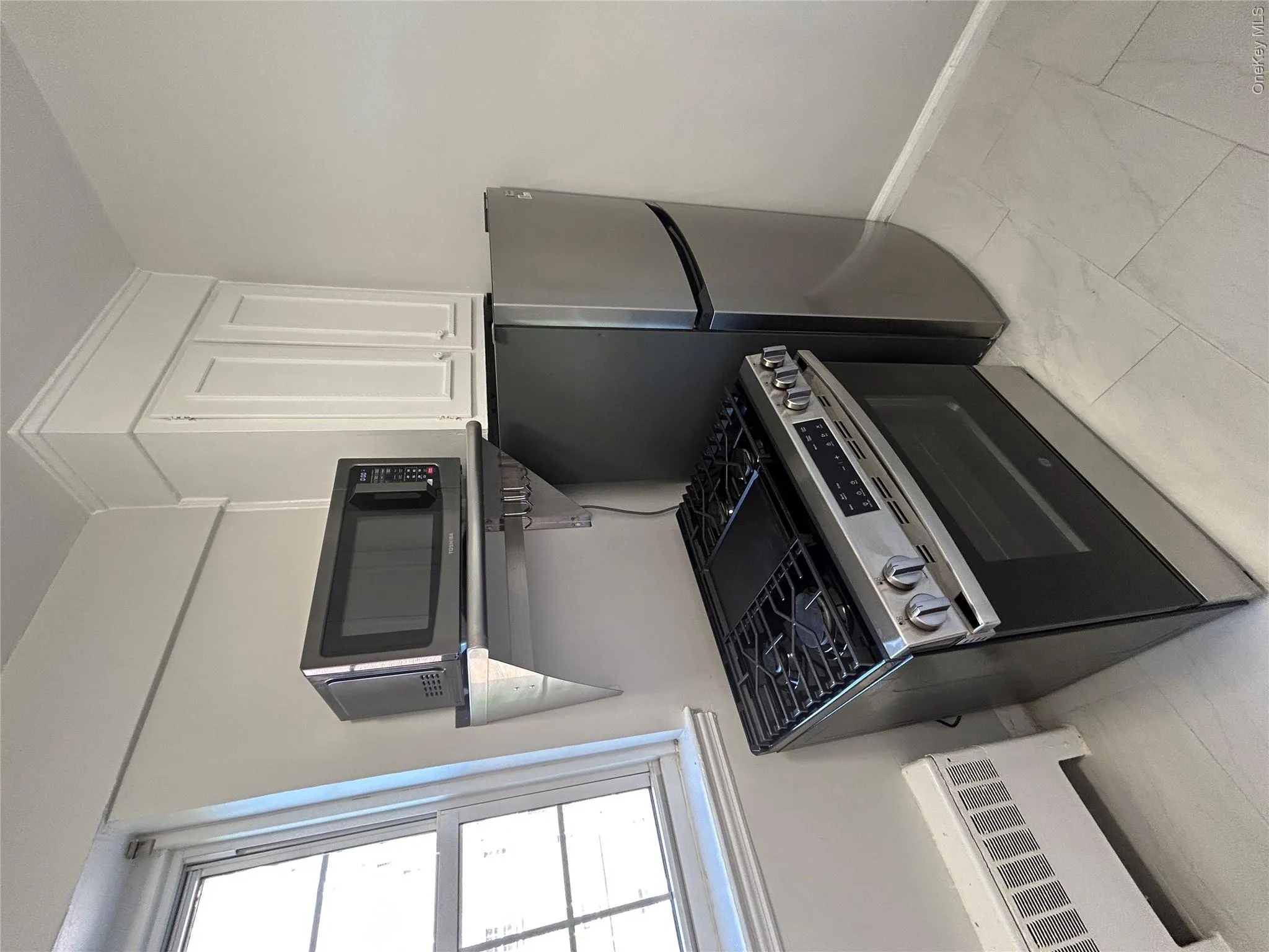 230 Pelham Road, New Rochelle, NY, 1 Bedroom Bedrooms, 3 Rooms Rooms,1 BathroomBathrooms,Residential Lease,For Rent,Pelham,0,1023229 230 Pelham Road, New Rochelle, NY, 1 Bedroom Bedrooms, 3 Rooms Rooms,1 BathroomBathrooms,Residential Lease,For Rent,Pelham,0,1023229