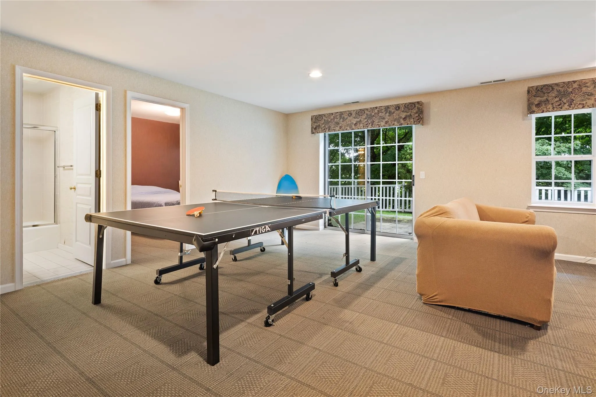 19 Winterberry Lane, Ossining, NY, 3 Bedrooms Bedrooms, 6 Rooms Rooms,2 BathroomsBathrooms,Residential,For Rent,Winterberry,0,1023233 19 Winterberry Lane, Ossining, NY, 3 Bedrooms Bedrooms, 6 Rooms Rooms,2 BathroomsBathrooms,Residential,For Rent,Winterberry,0,1023233
