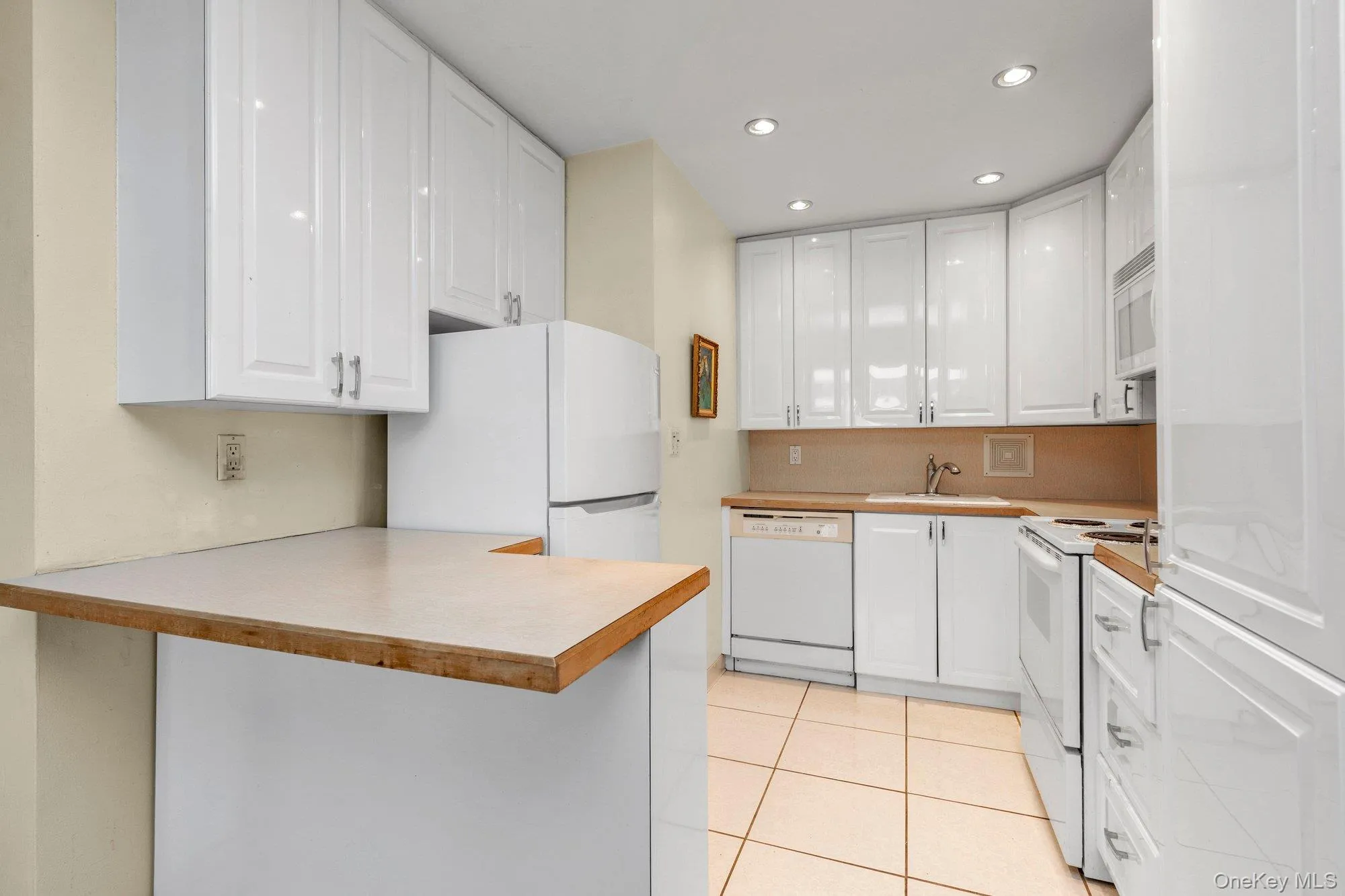 166-10 Powells Cove Boulevard, New York, NY, 1 Bedroom Bedrooms, 3 Rooms Rooms,1 BathroomBathrooms,Residential,For Rent,Powells Cove,0,1023236 166-10 Powells Cove Boulevard, New York, NY, 1 Bedroom Bedrooms, 3 Rooms Rooms,1 BathroomBathrooms,Residential,For Rent,Powells Cove,0,1023236