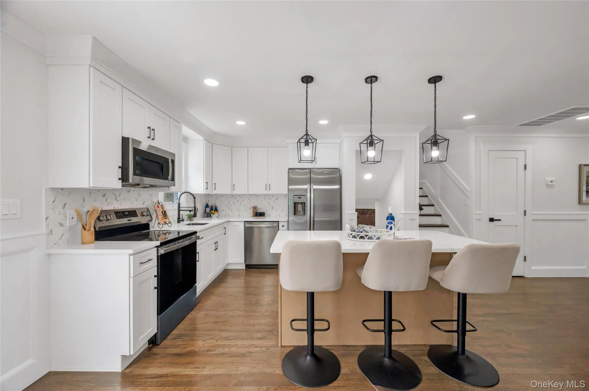4 Ruby Lane, Huntington, NY, 4 Bedrooms Bedrooms, 6 Rooms Rooms,3 BathroomsBathrooms,Residential,For Rent,Ruby,0,1023237 4 Ruby Lane, Huntington, NY, 4 Bedrooms Bedrooms, 6 Rooms Rooms,3 BathroomsBathrooms,Residential,For Rent,Ruby,0,1023237