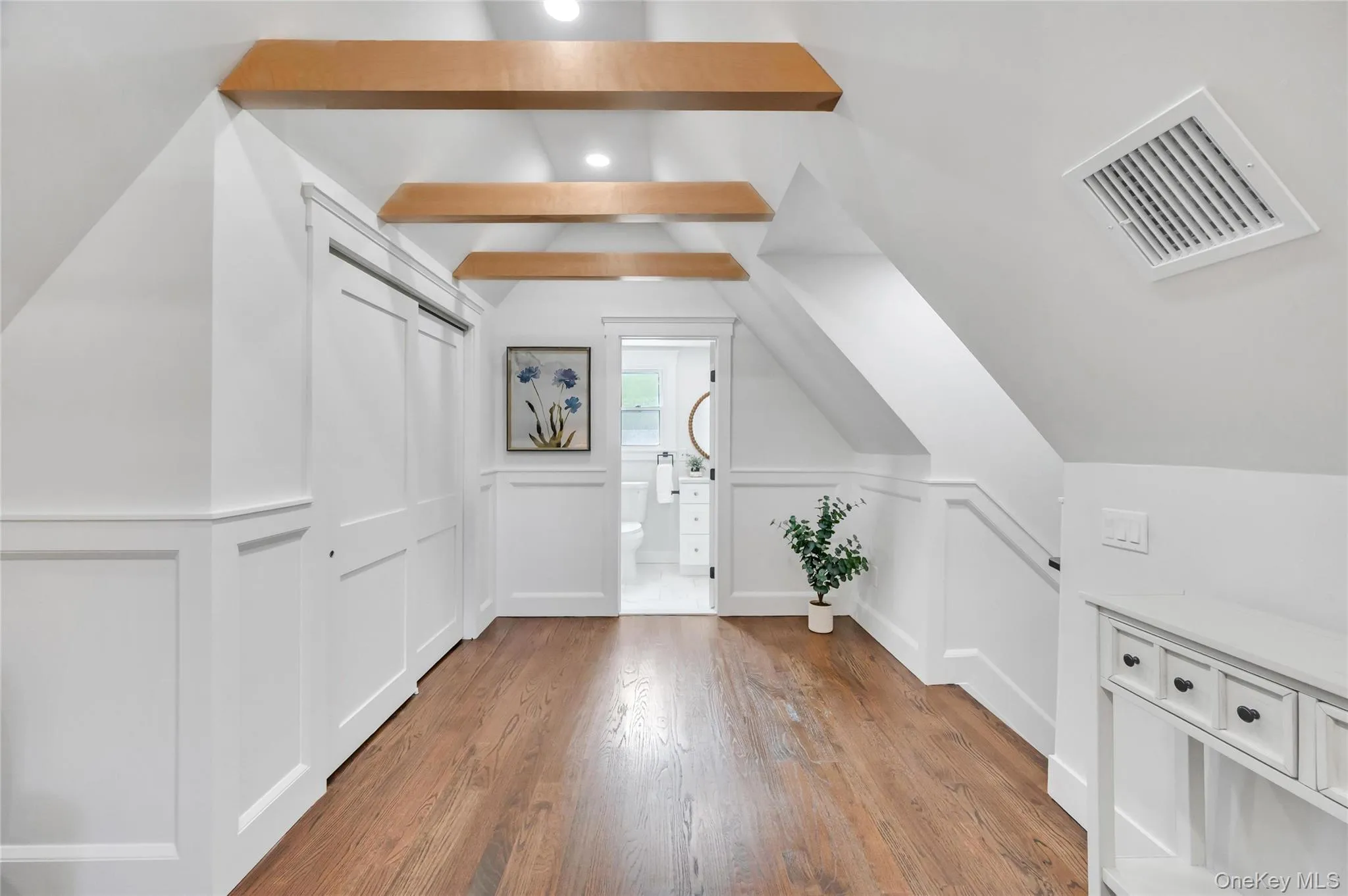 4 Ruby Lane, Huntington, NY, 4 Bedrooms Bedrooms, 6 Rooms Rooms,3 BathroomsBathrooms,Residential,For Rent,Ruby,0,1023237 4 Ruby Lane, Huntington, NY, 4 Bedrooms Bedrooms, 6 Rooms Rooms,3 BathroomsBathrooms,Residential,For Rent,Ruby,0,1023237